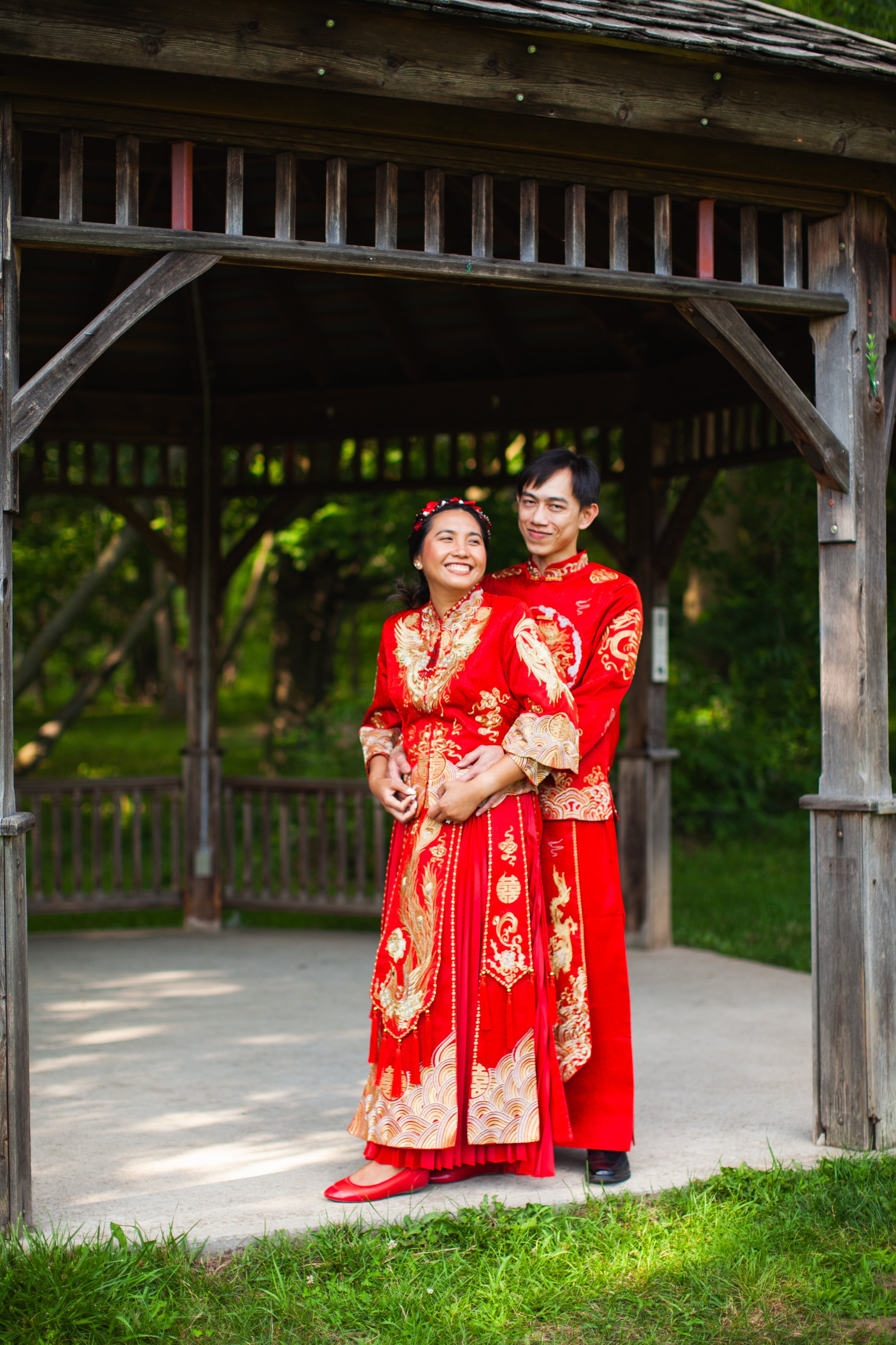 Guelph Arboretum Engagement Photoshoot -03.jpg