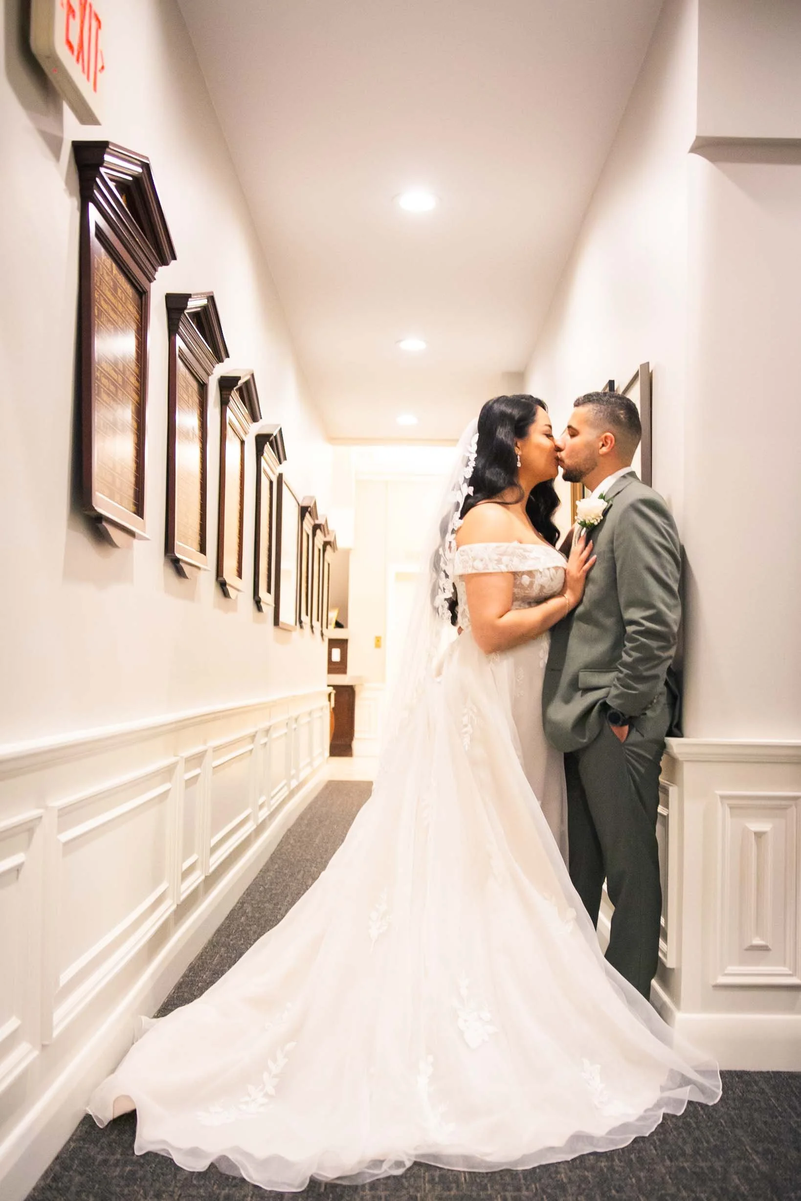 Elegant Wedding at The London Club Limited | Rami & Anna’s London Ontario Celebration--325.jpg