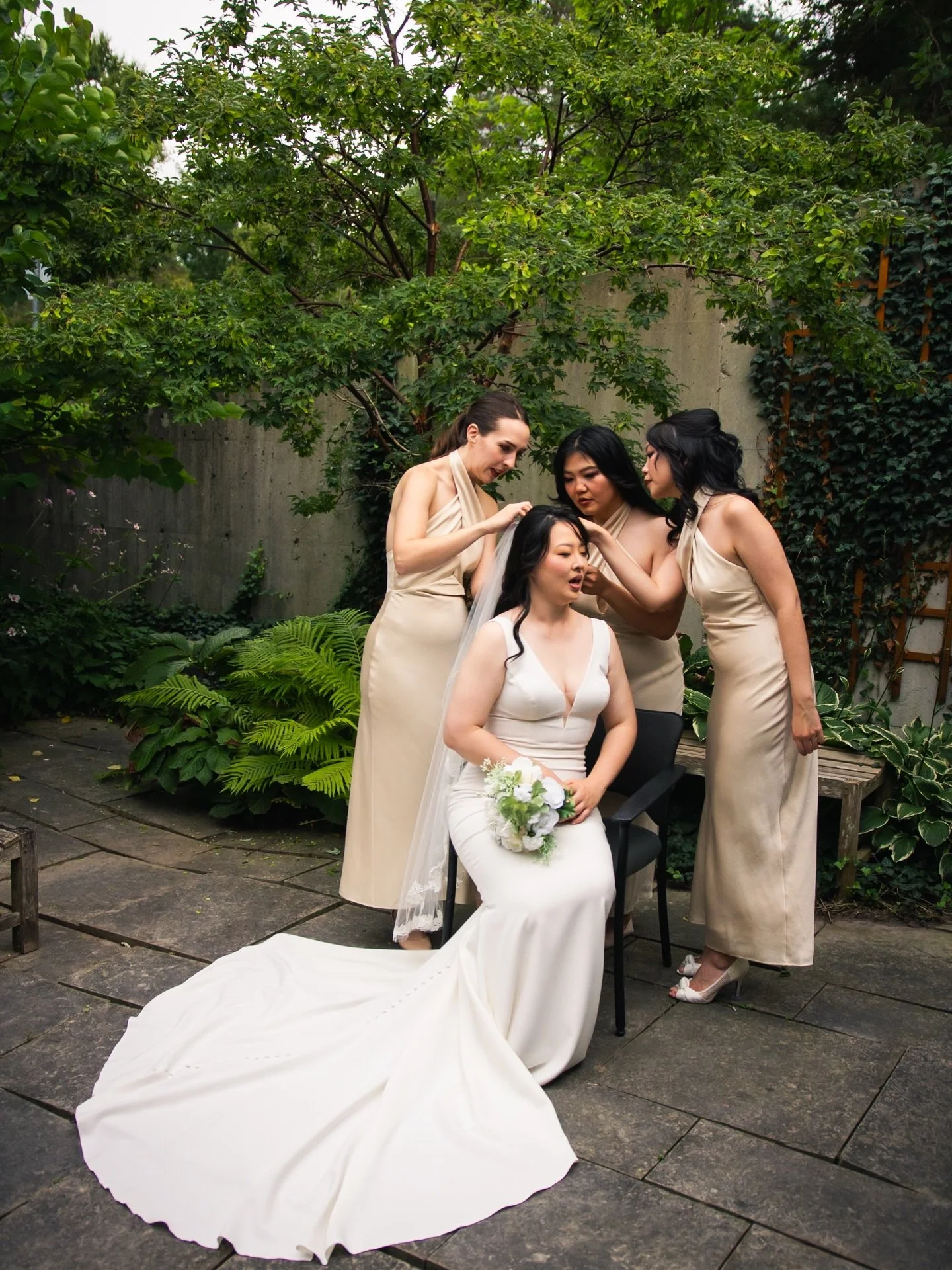 👰🏻&zwj;♀️#weddingphotography