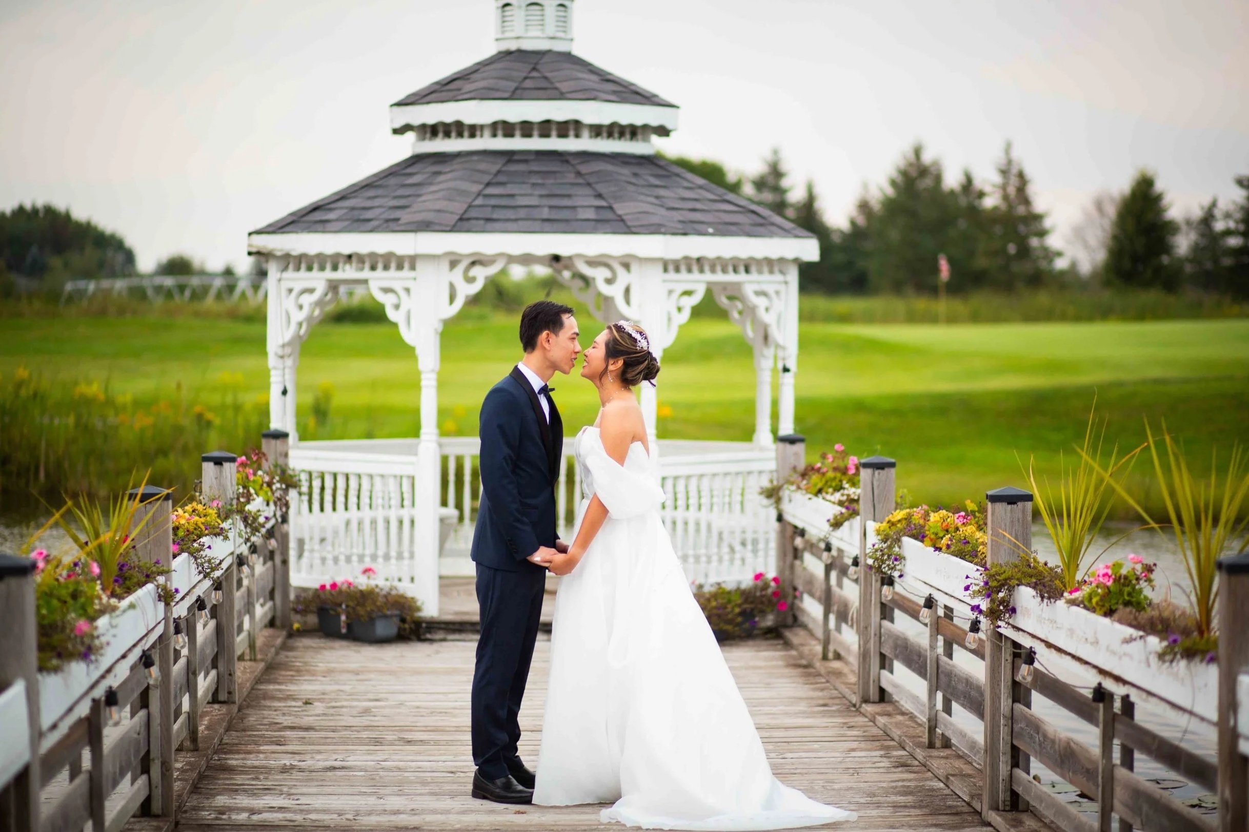 Alexa+%26+Thobias+Wedding+Photography+at+Ariss+Valley+Golf+and+Country+Club+Ontario+-37.jpg