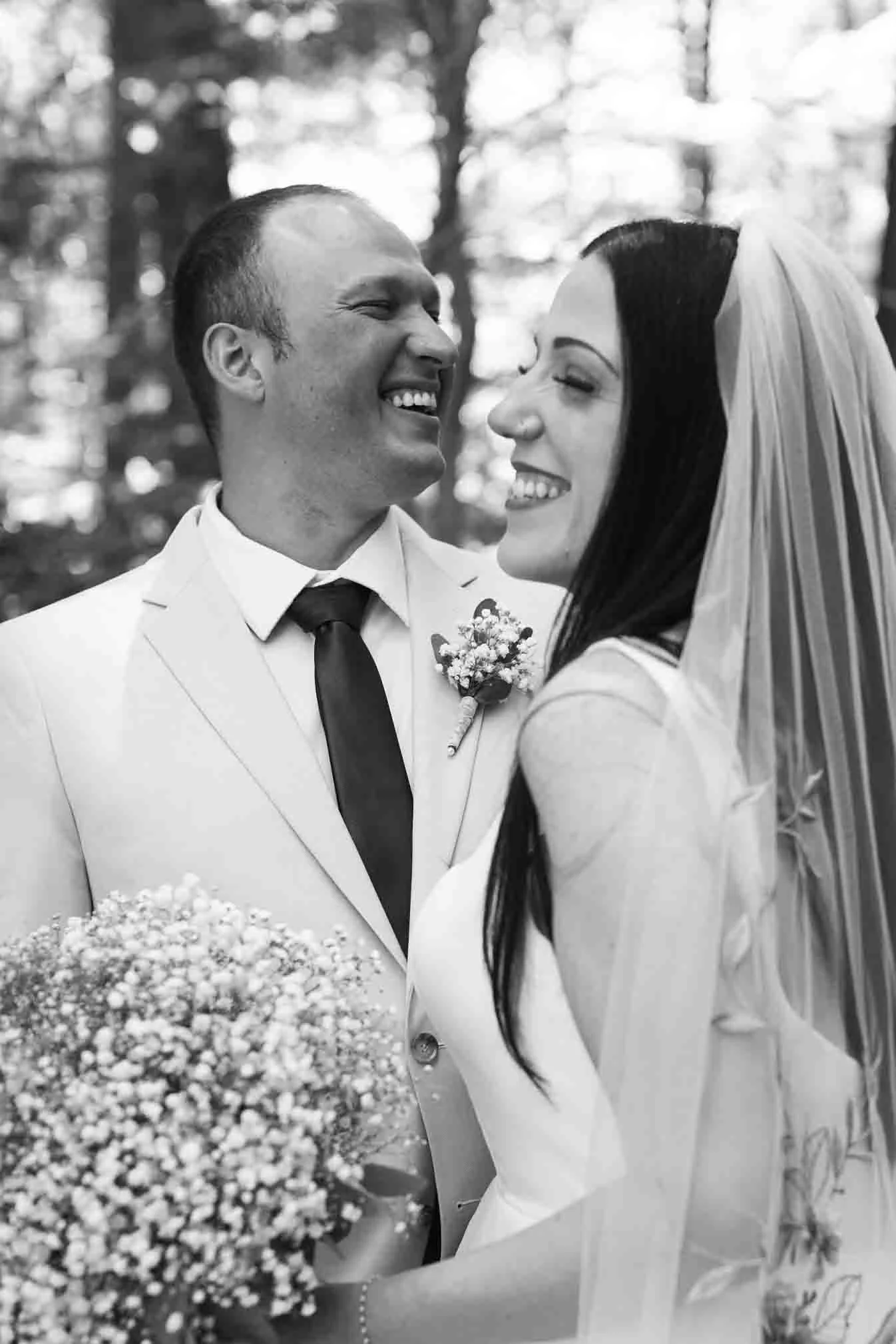 cambridge-ontario-garden-wedding-photography-couple-portraits-14.jpg