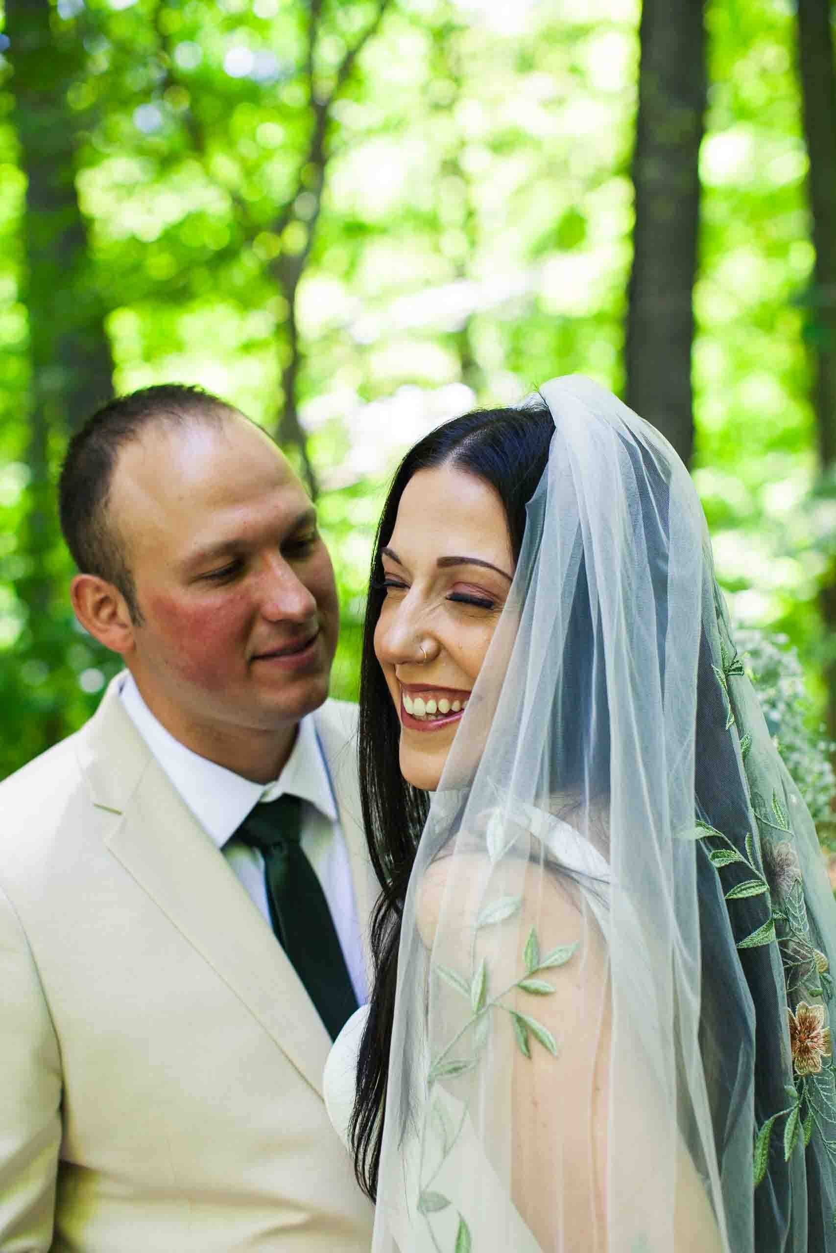 cambridge-ontario-garden-wedding-photography-couple-portraits-16.jpg
