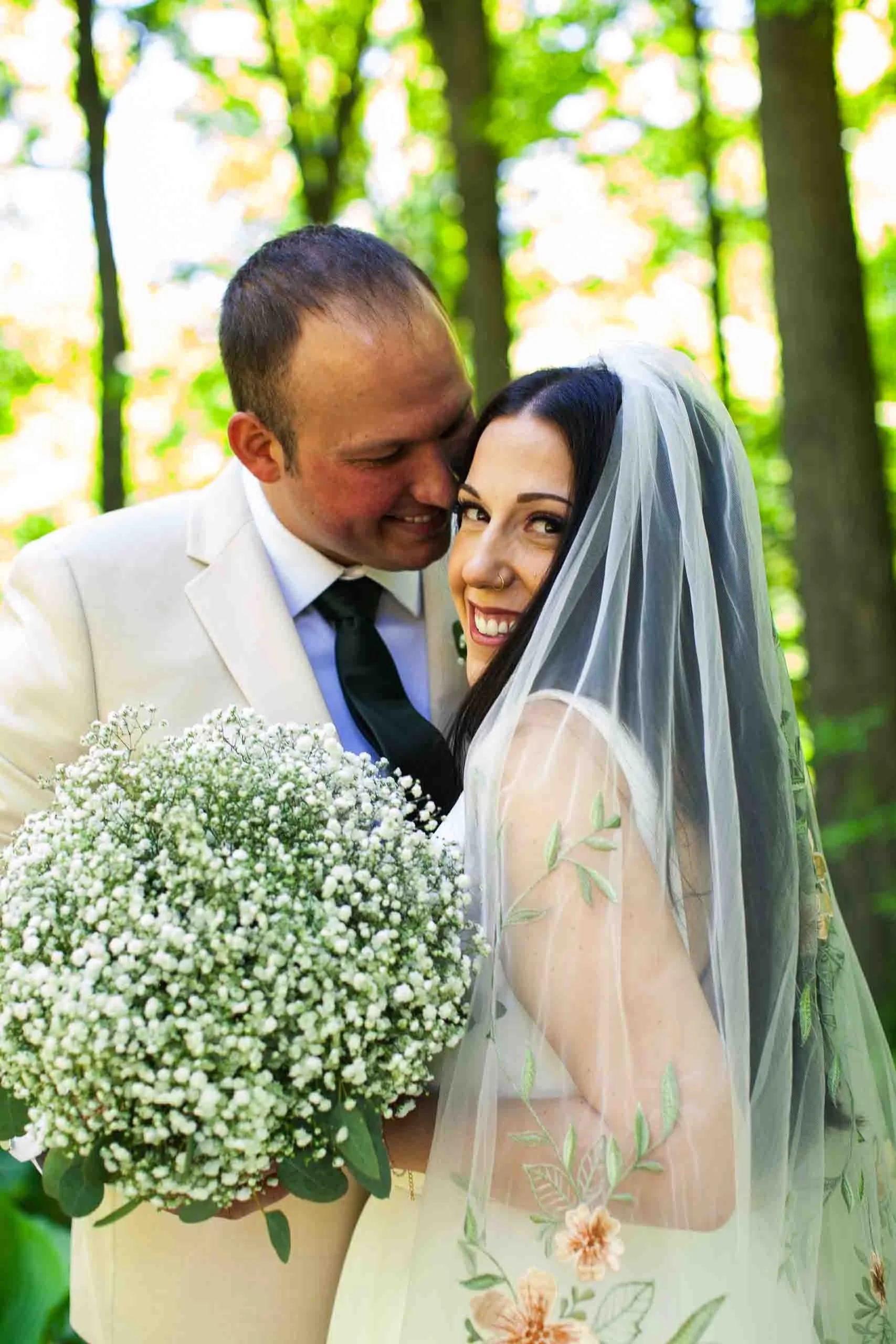 cambridge-ontario-garden-wedding-photography-couple-portraits-38.jpg
