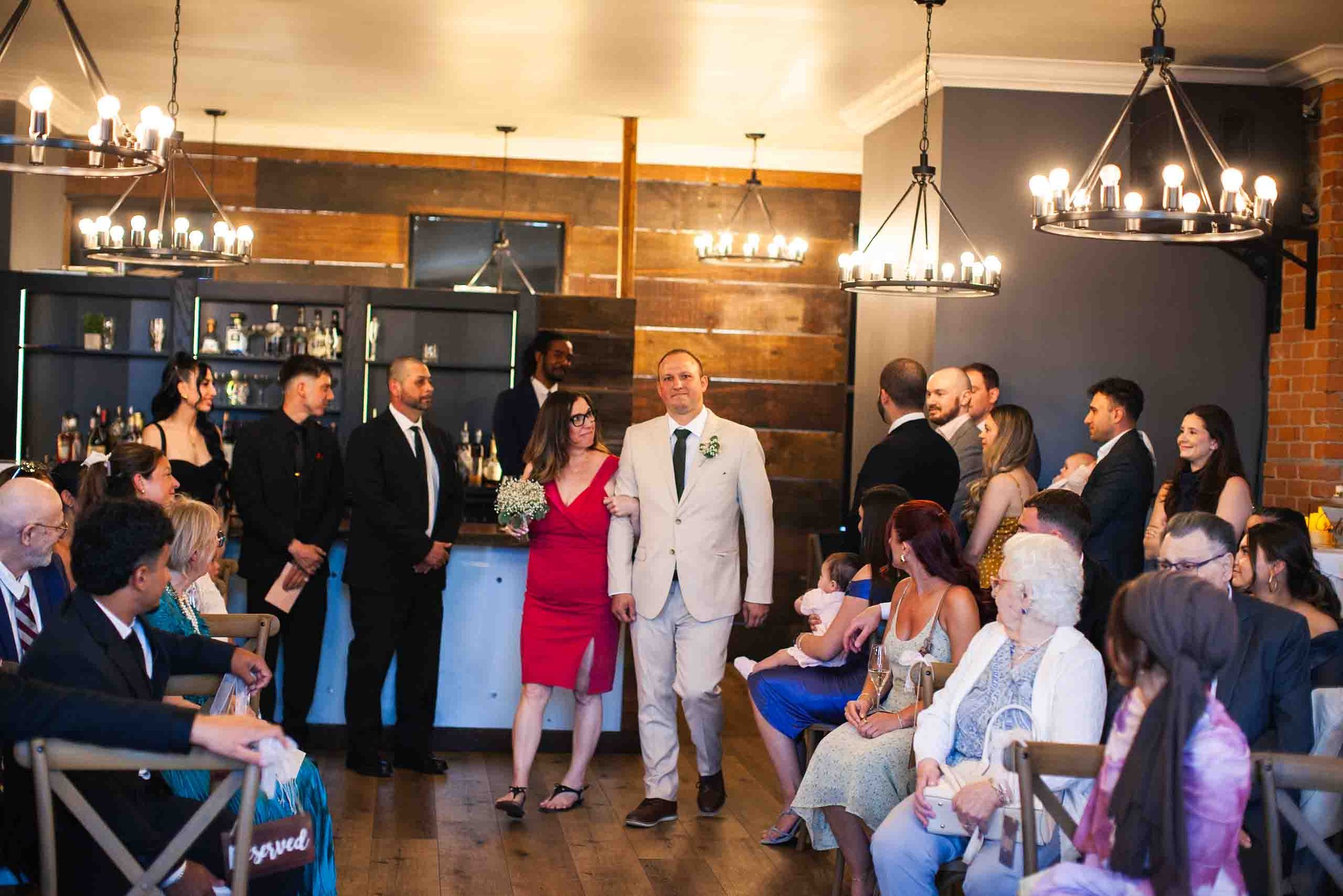 ce-soir-brasserie-bar-wedding-oakville-001.jpg-570.jpg