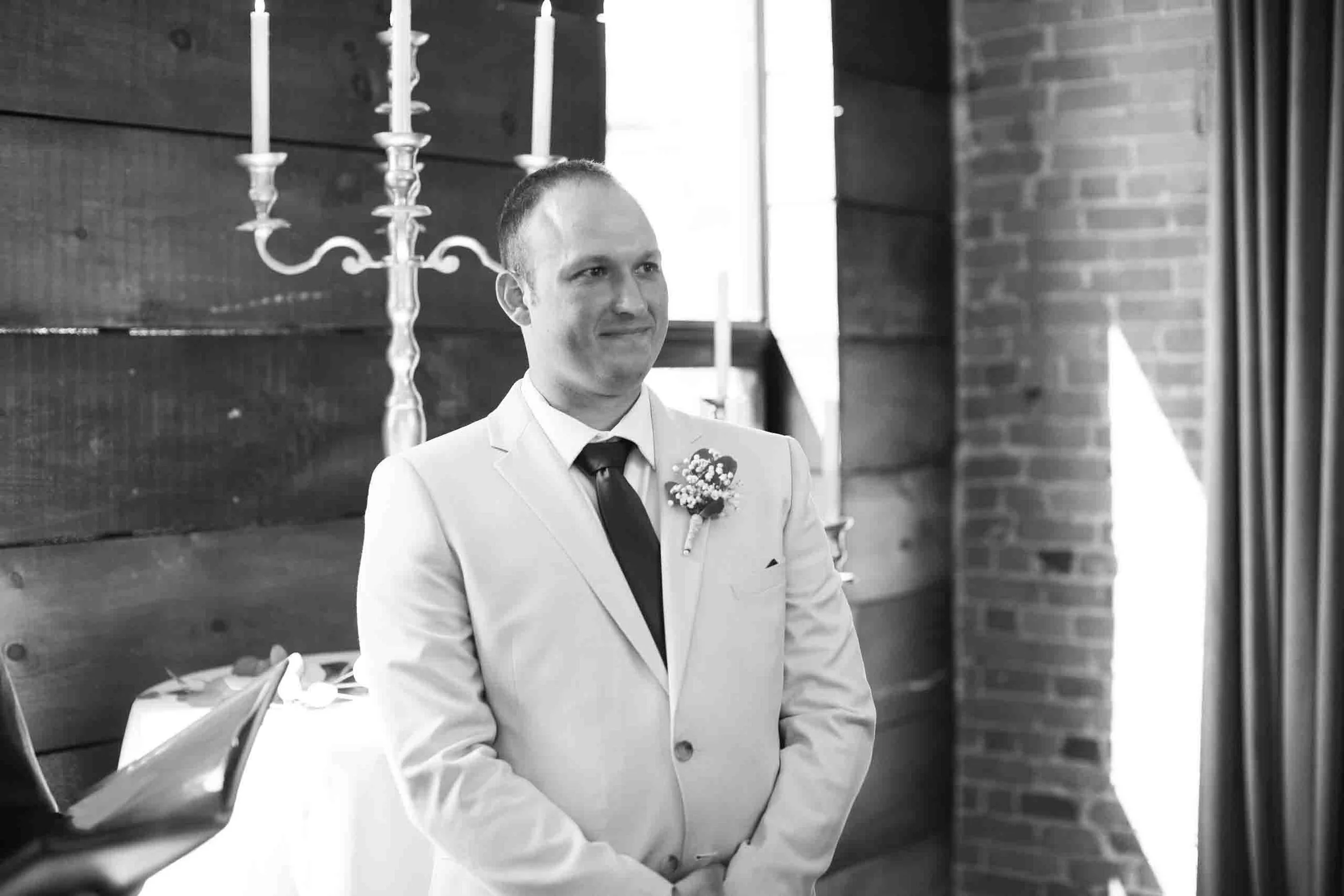 ce-soir-brasserie-bar-wedding-oakville-001.jpg-587.jpg