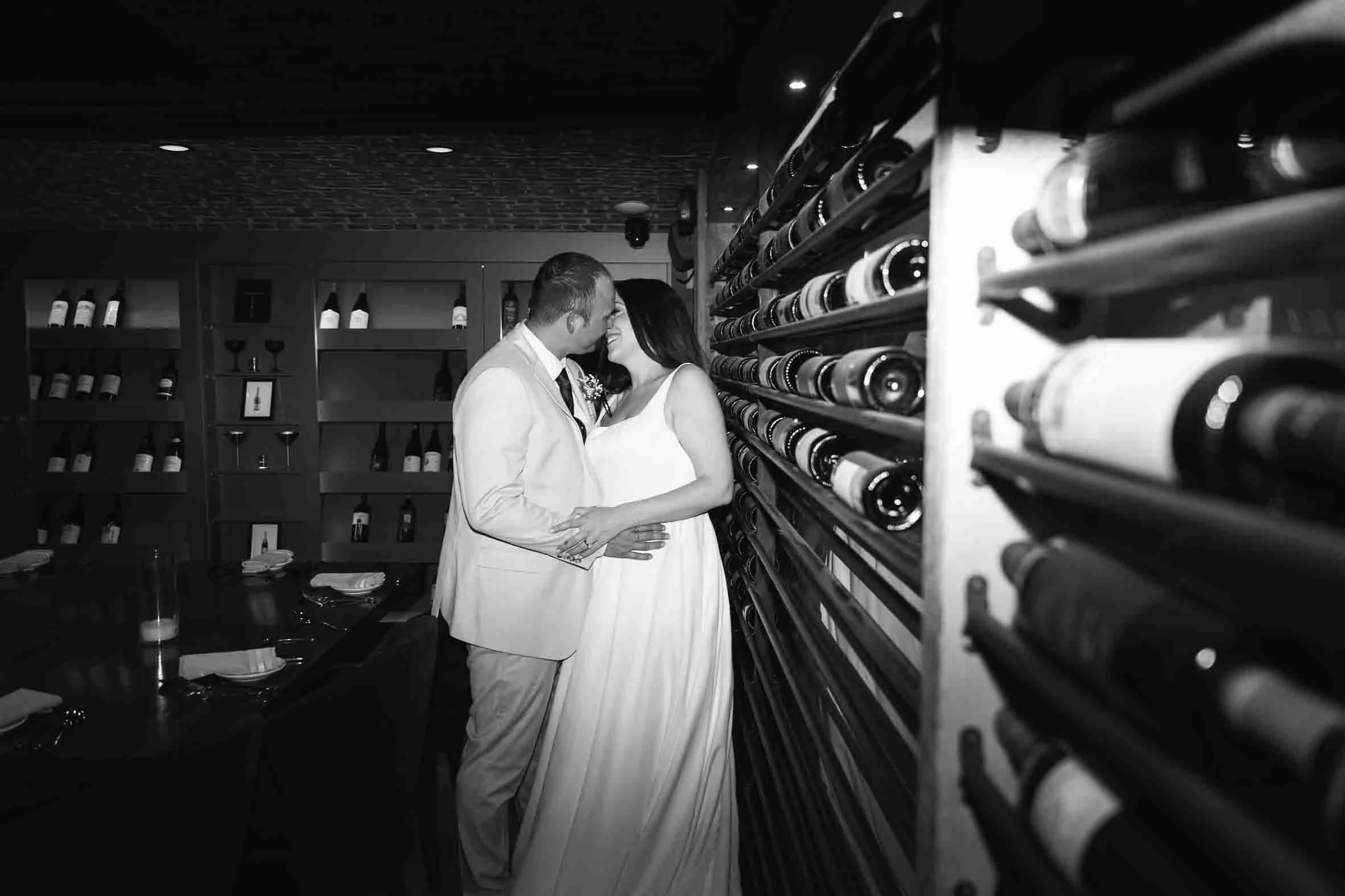 ce-soir-brasserie-bar-wedding-oakville-001.jpg-719.jpg