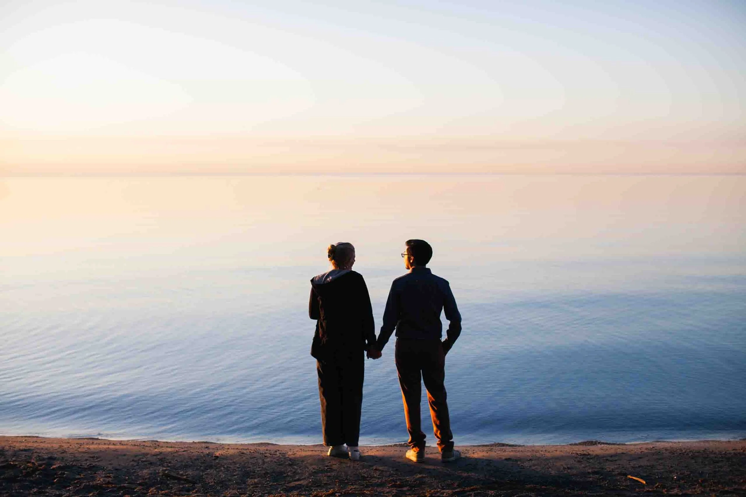 richards-memorial-park-sunrise-engagement-photoshoot-mississauga-candid-editorial.jpg-126.jpg
