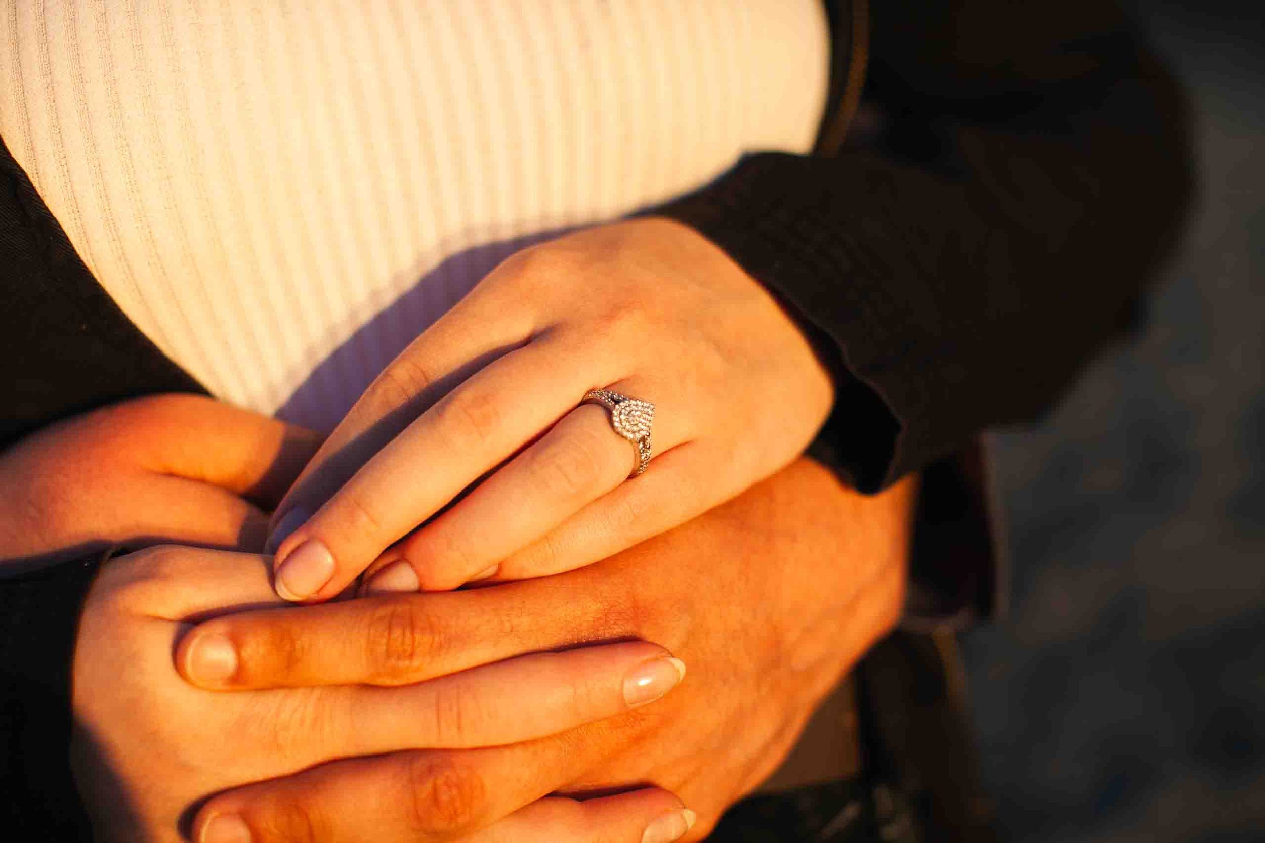 richards-memorial-park-sunrise-engagement-photoshoot-mississauga-candid-editorial.jpg-143.jpg