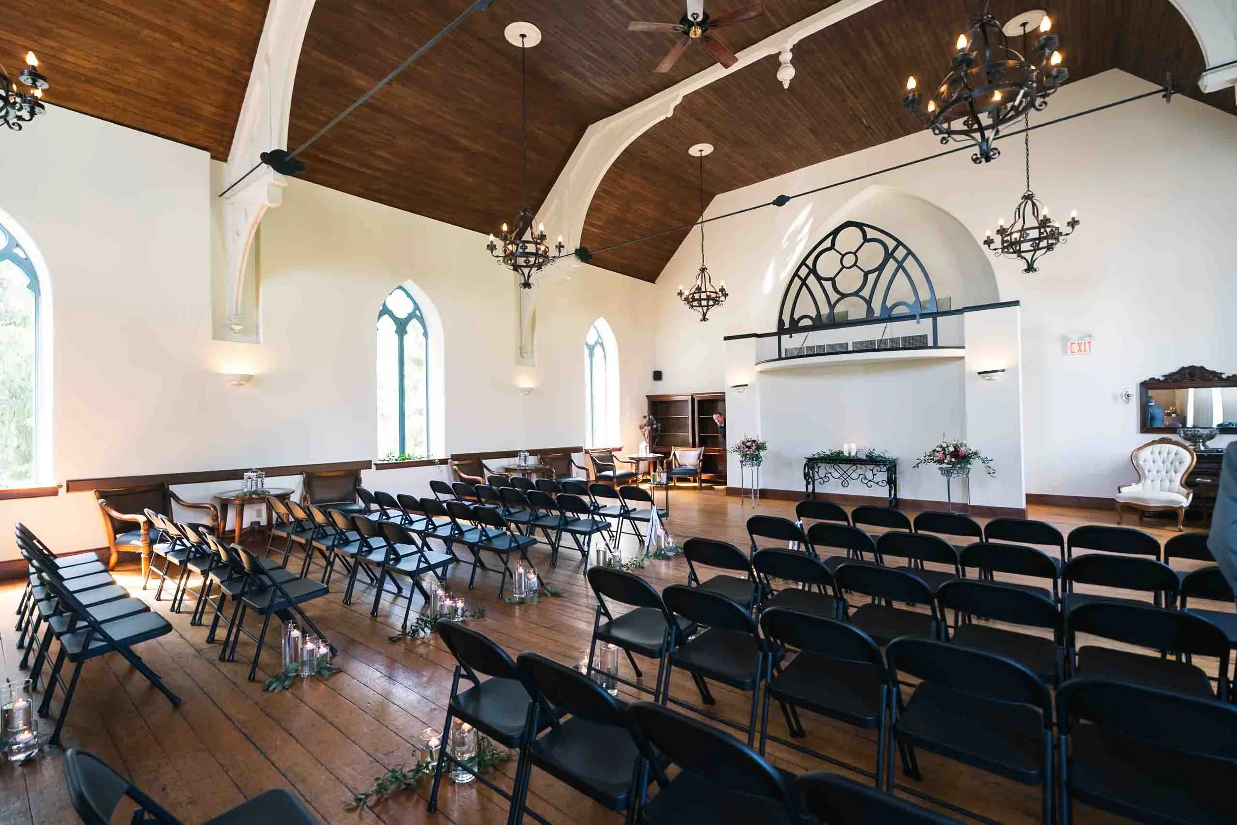 Hauser Hall wedding photo.
