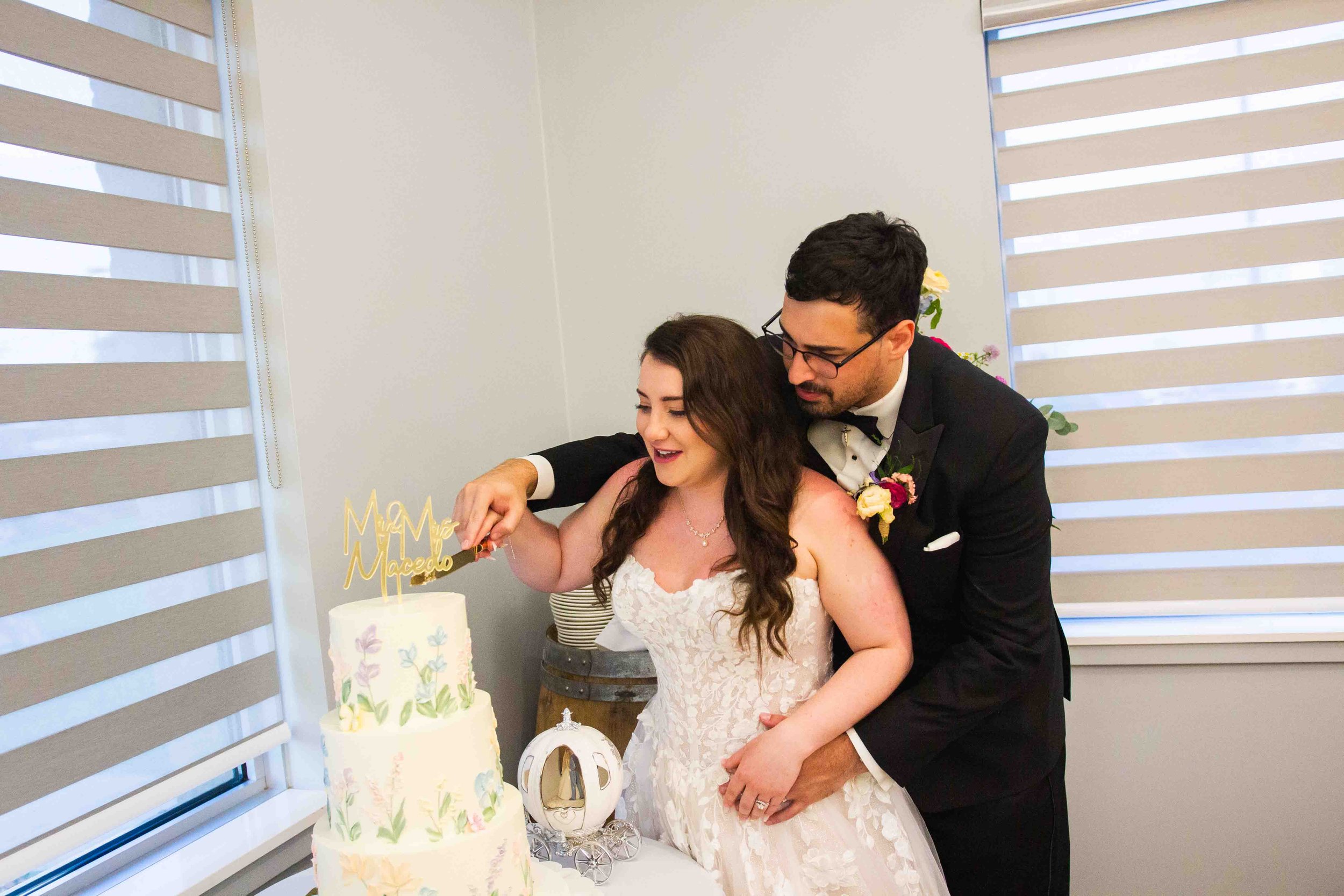Wedding Reception Photos at The Venue Cambridge OntarioWedding Cake Photography Cambridge Ontario