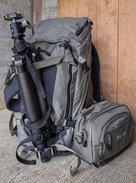 incase_dslr_pro_review_full_inside_fstoppers_sean_molin.jpeg