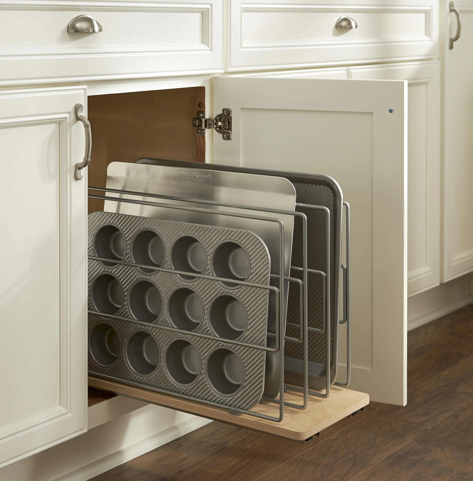 HeirloomKitchenStorageTratDivider-7 copy.jpg