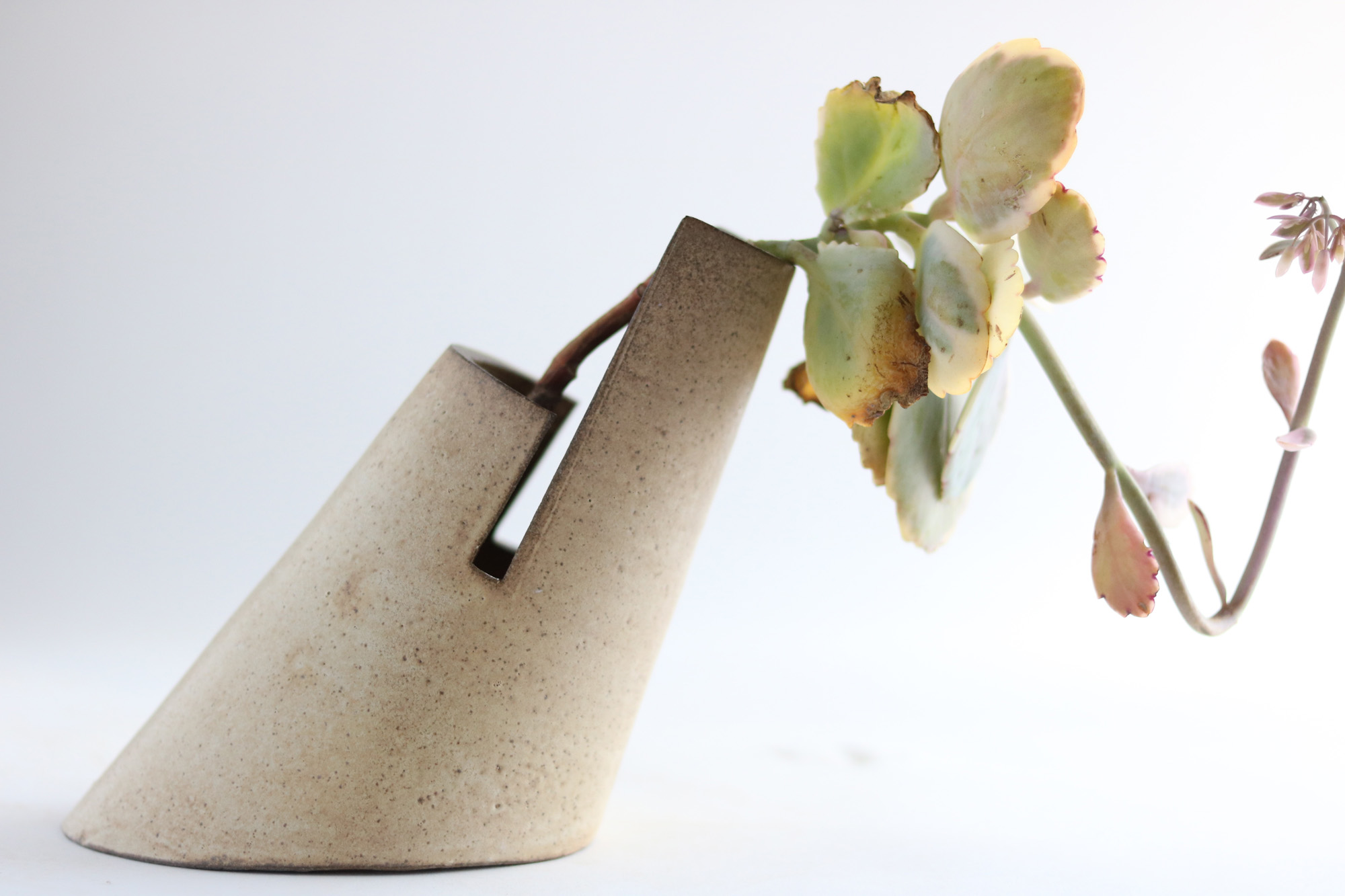 Turret vase - angled