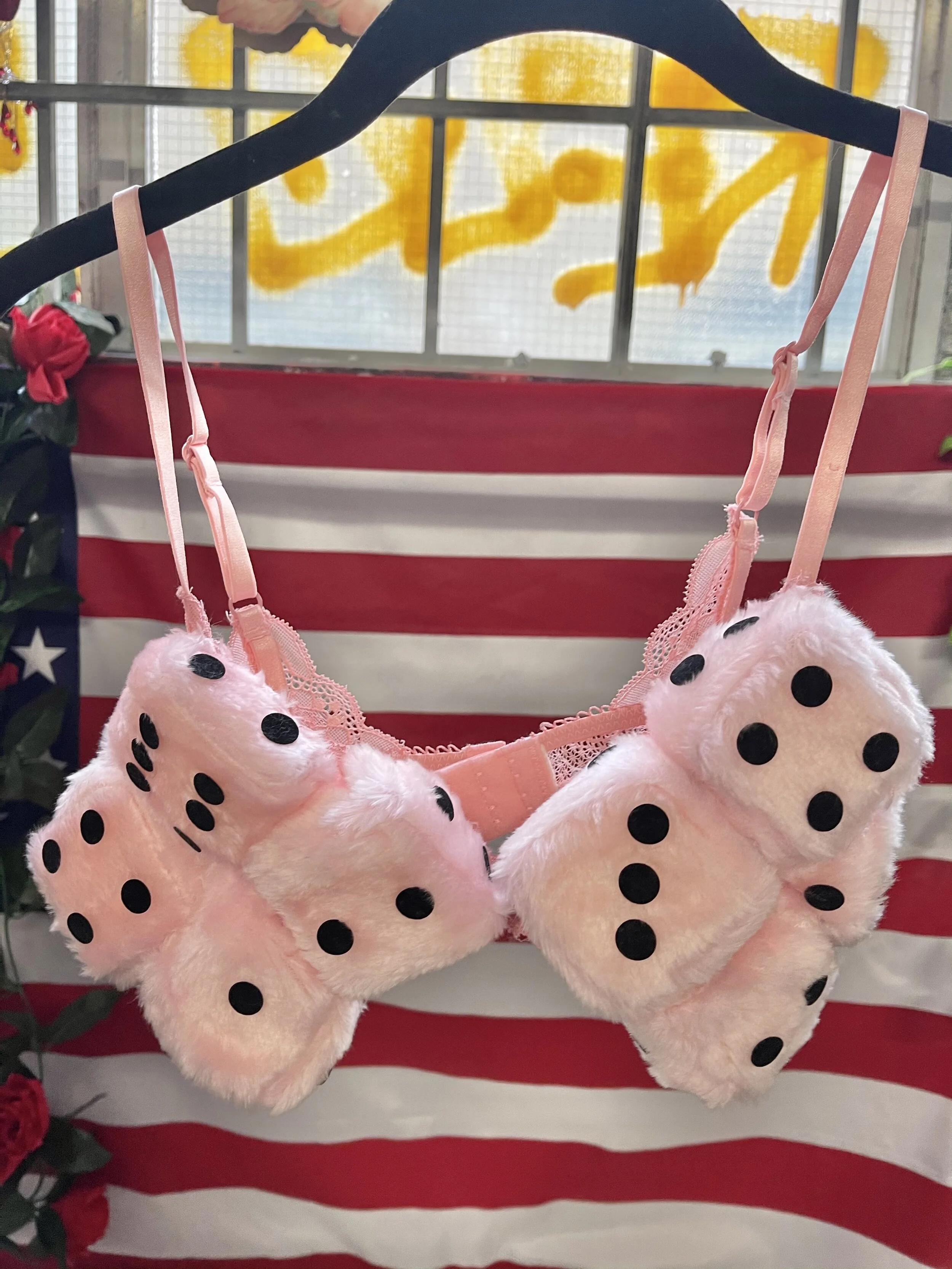 26541C84-6F41-41CE-BD2D-0ED52F251E3C