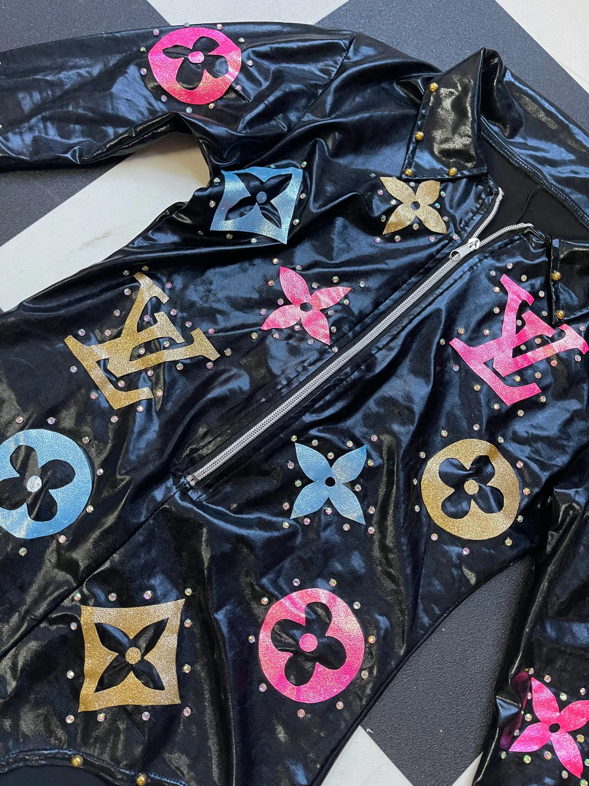 9F1264CF-2ECF-4EE6-A928-502E1FE54E64