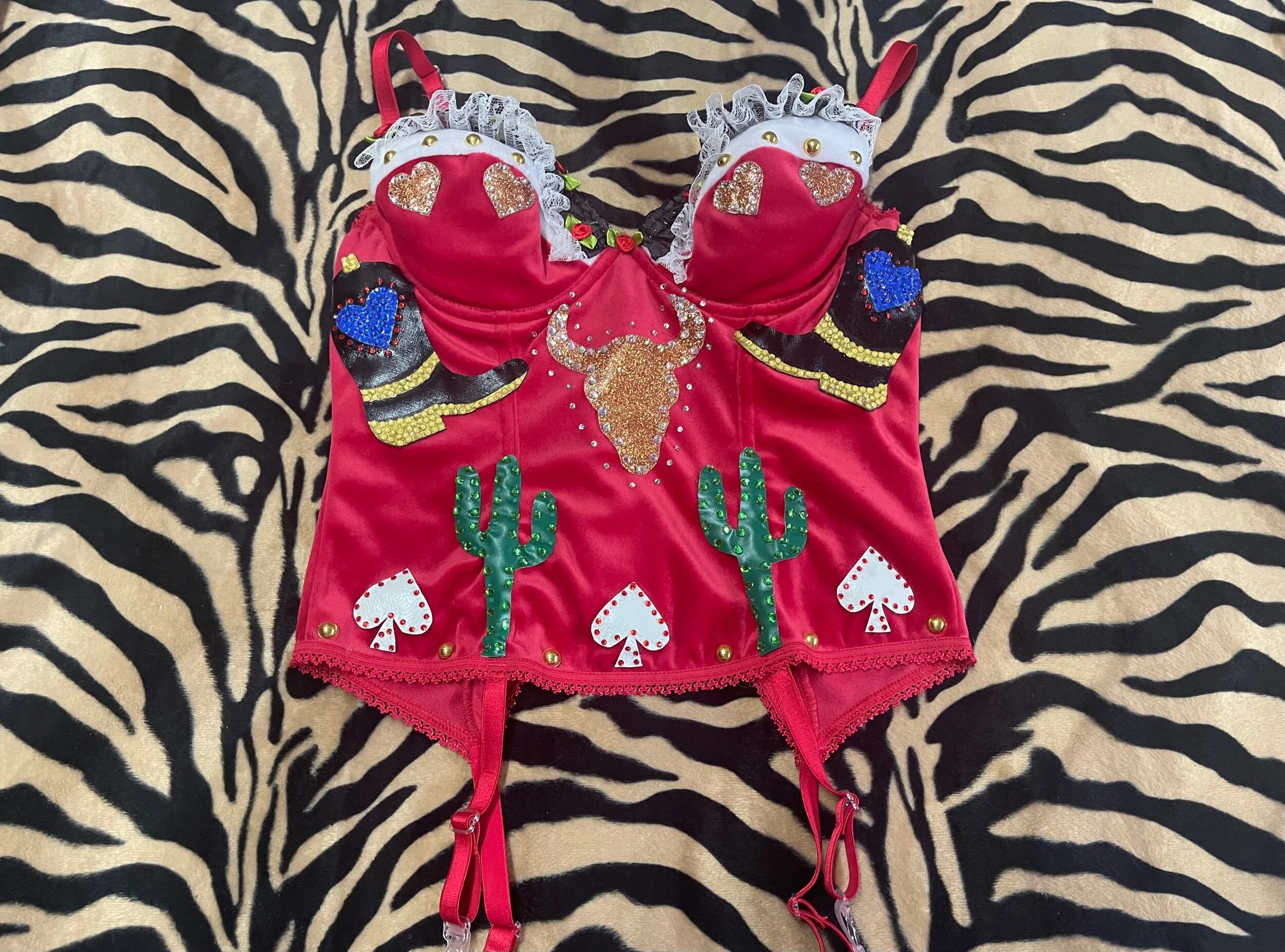 0932E997-F11A-4B84-9A49-1C28AC6C1306