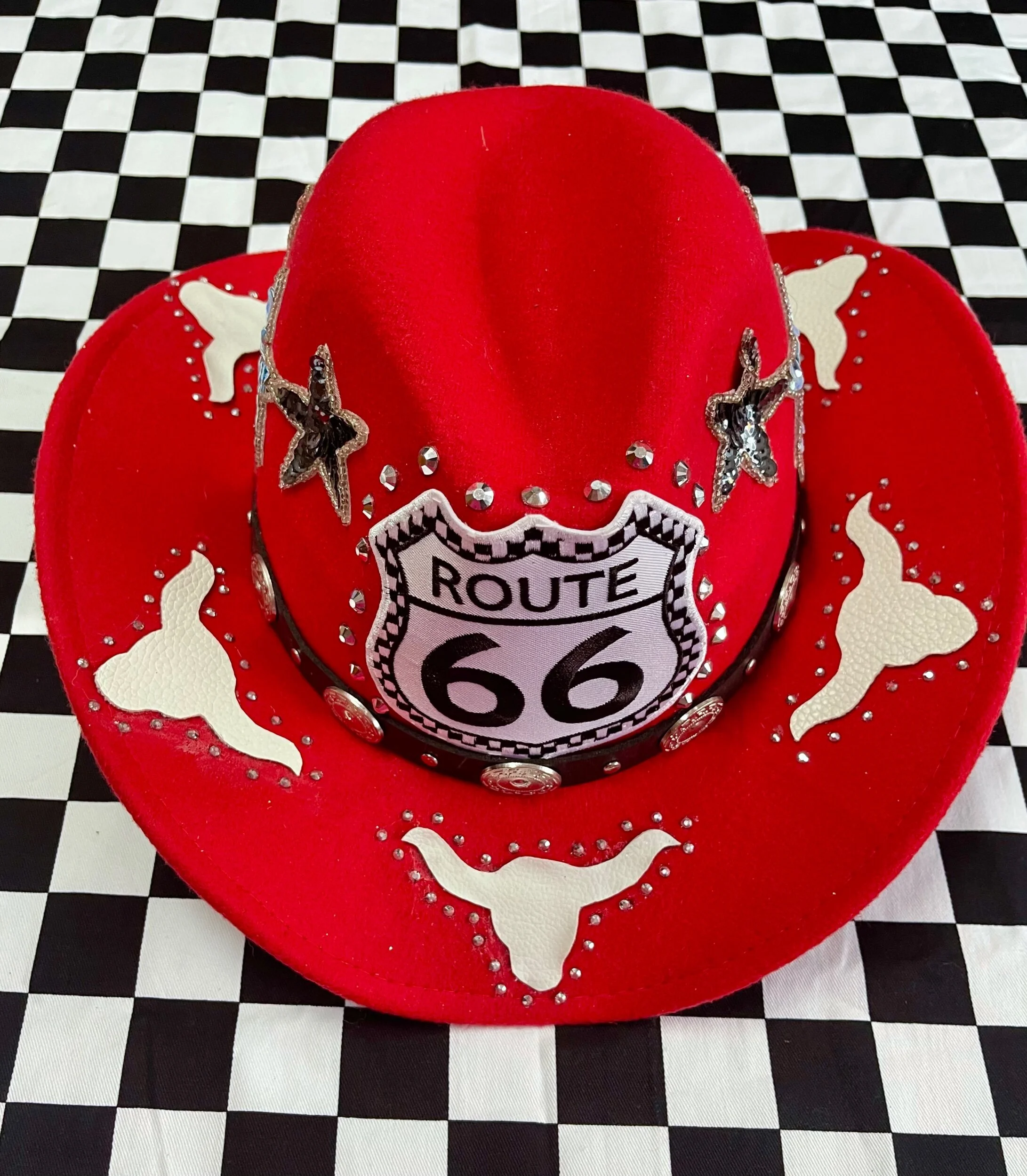 CBE32253-7563-47E3-A3A5-004639F33CB8