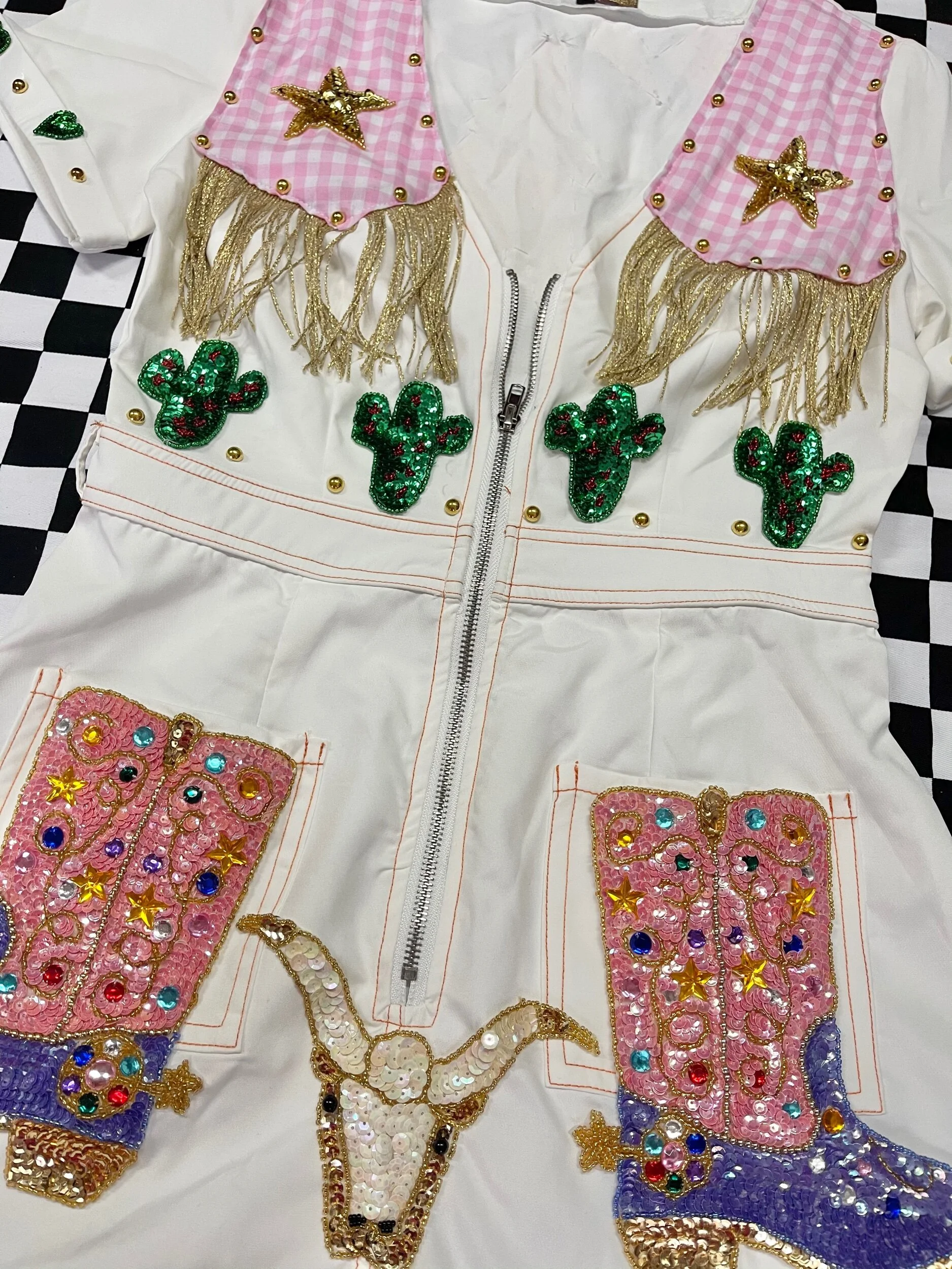 FE9D4FBF-B0A7-46BD-85B7-8F752AFF9221