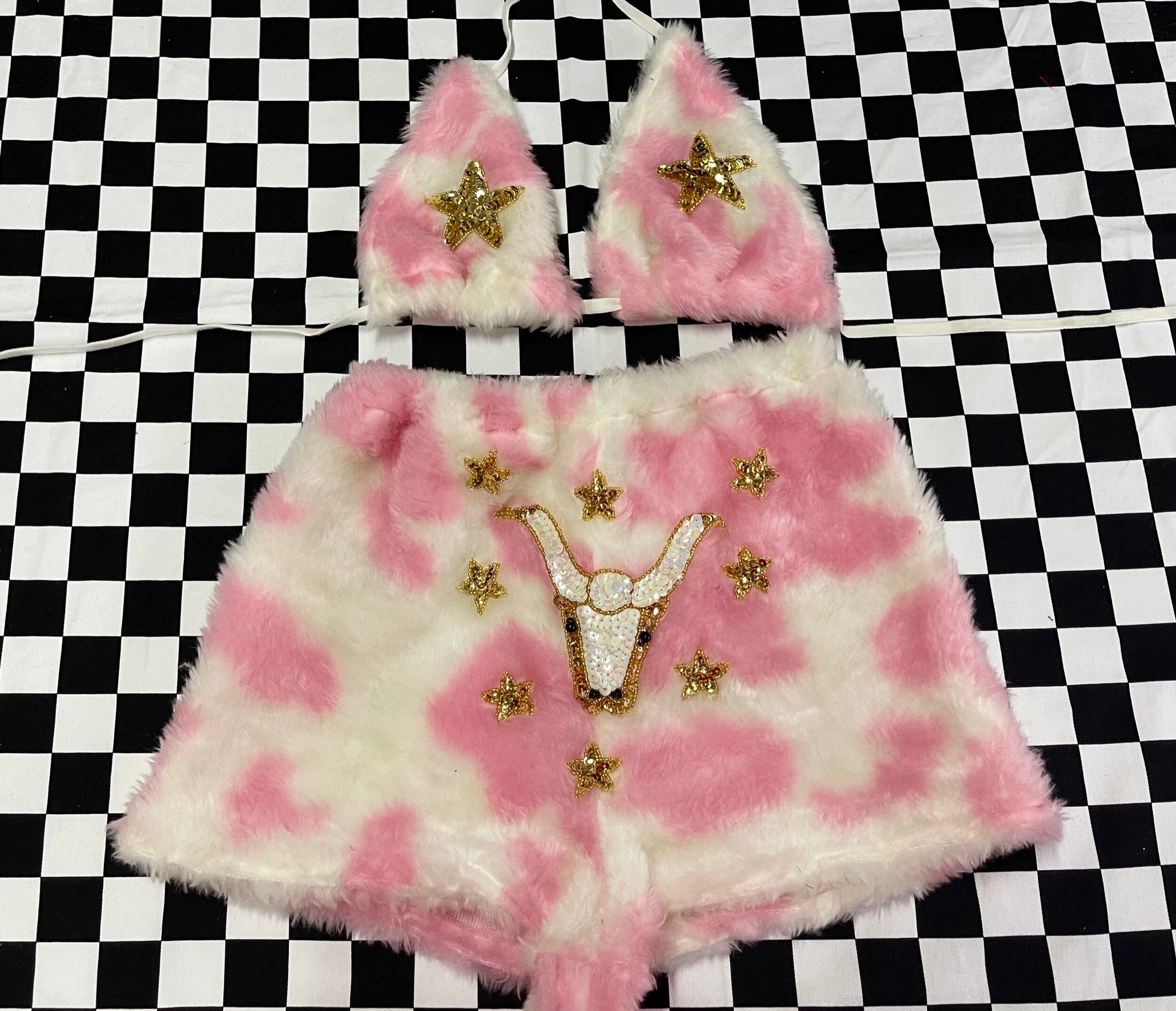 D44F7A9D-35FC-49A2-9B41-62962DC6C4E6