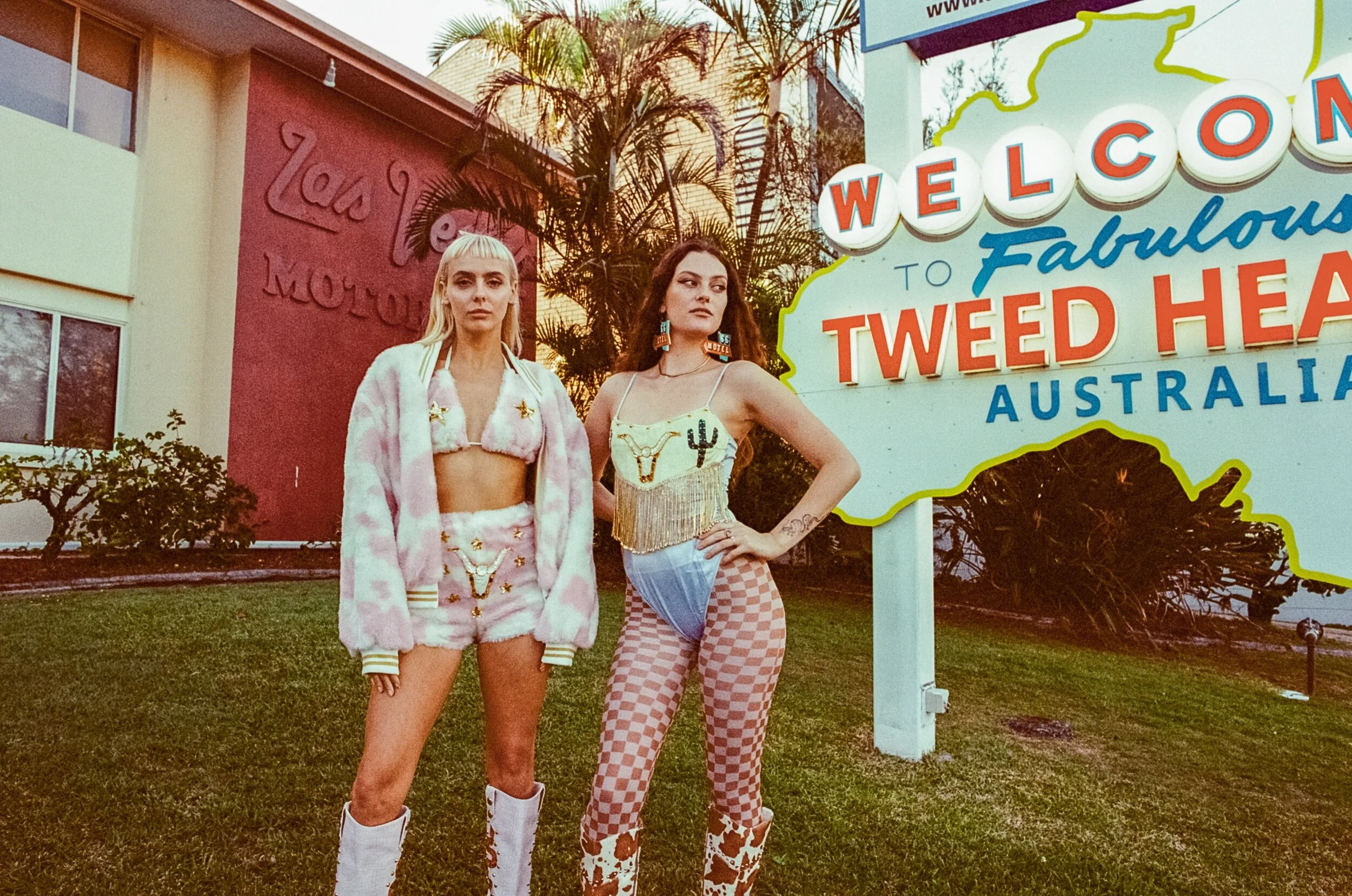 2698B4A7-A8C1-4D6C-AFE6-A82F3405A3AF