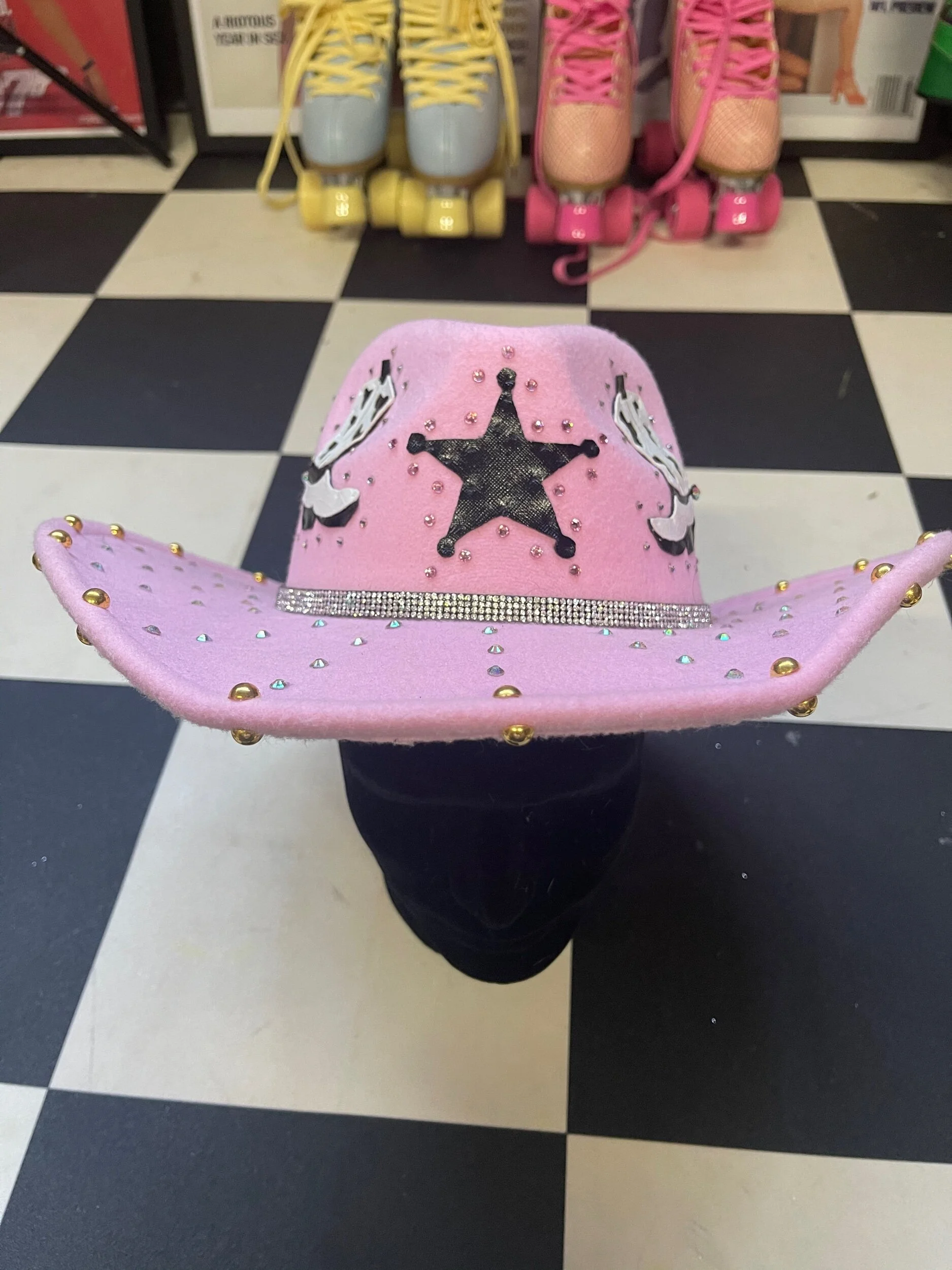 C4EF6F59-9A0E-464E-8684-DD8E411CD08F