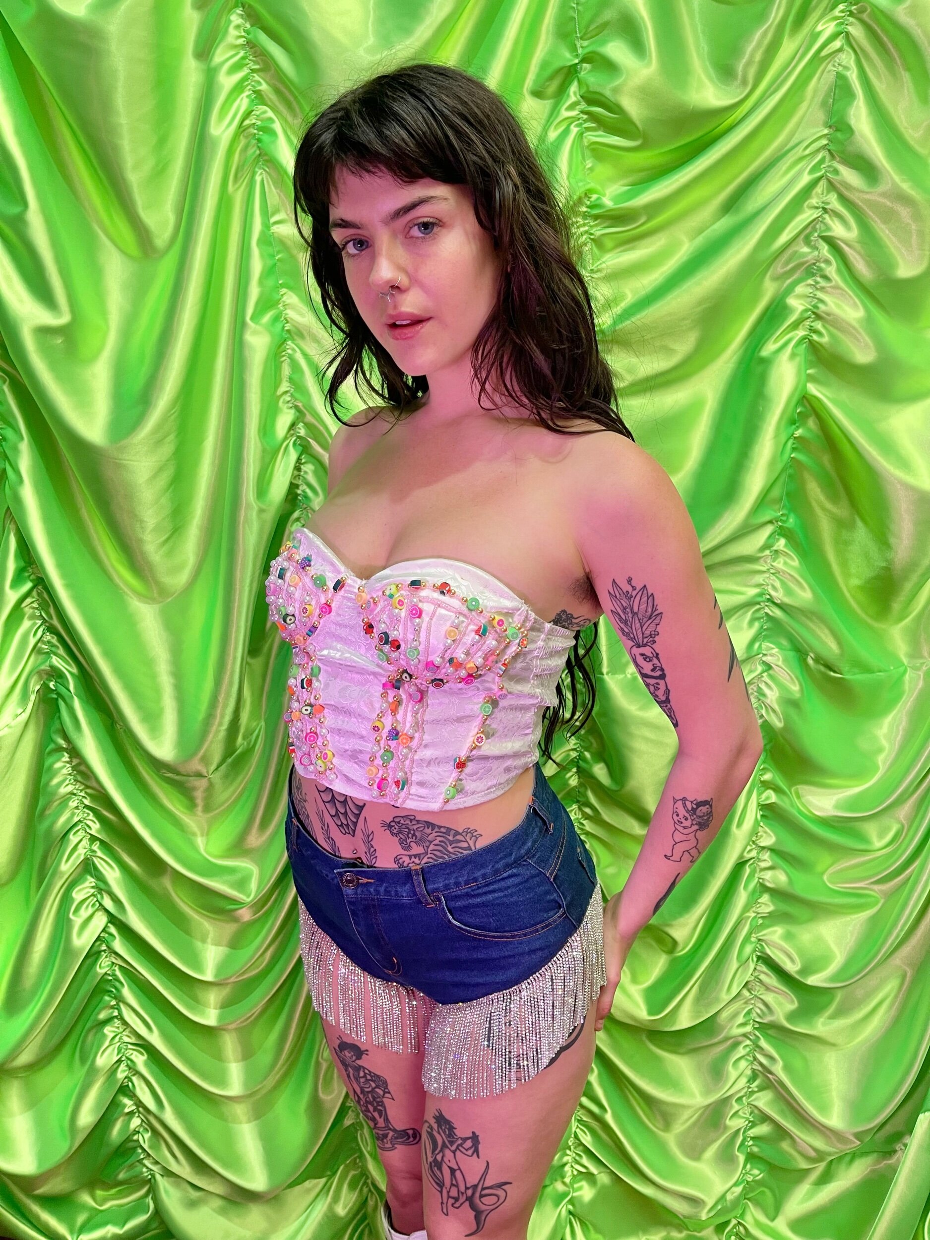 6257C7DC-1C42-4C98-8C9A-C686C2A302A1