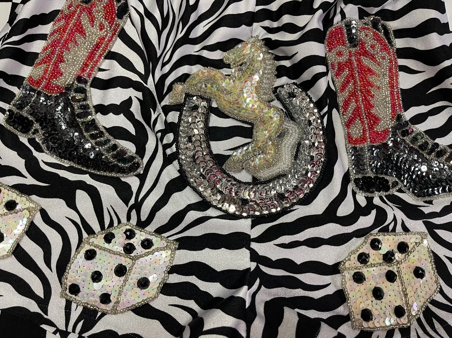 3ABEF641-276C-404C-BE65-57ED2C9CB4CE