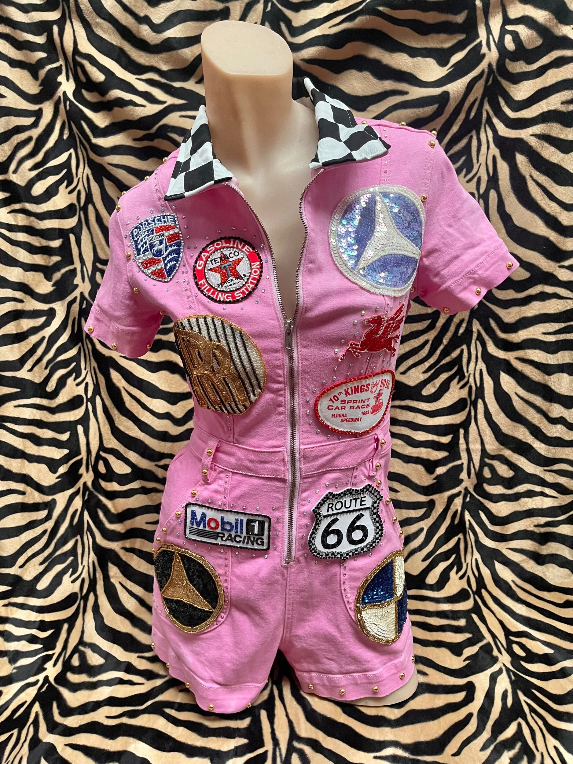 6999446D-BE50-4125-9C3C-384FB21E5B89