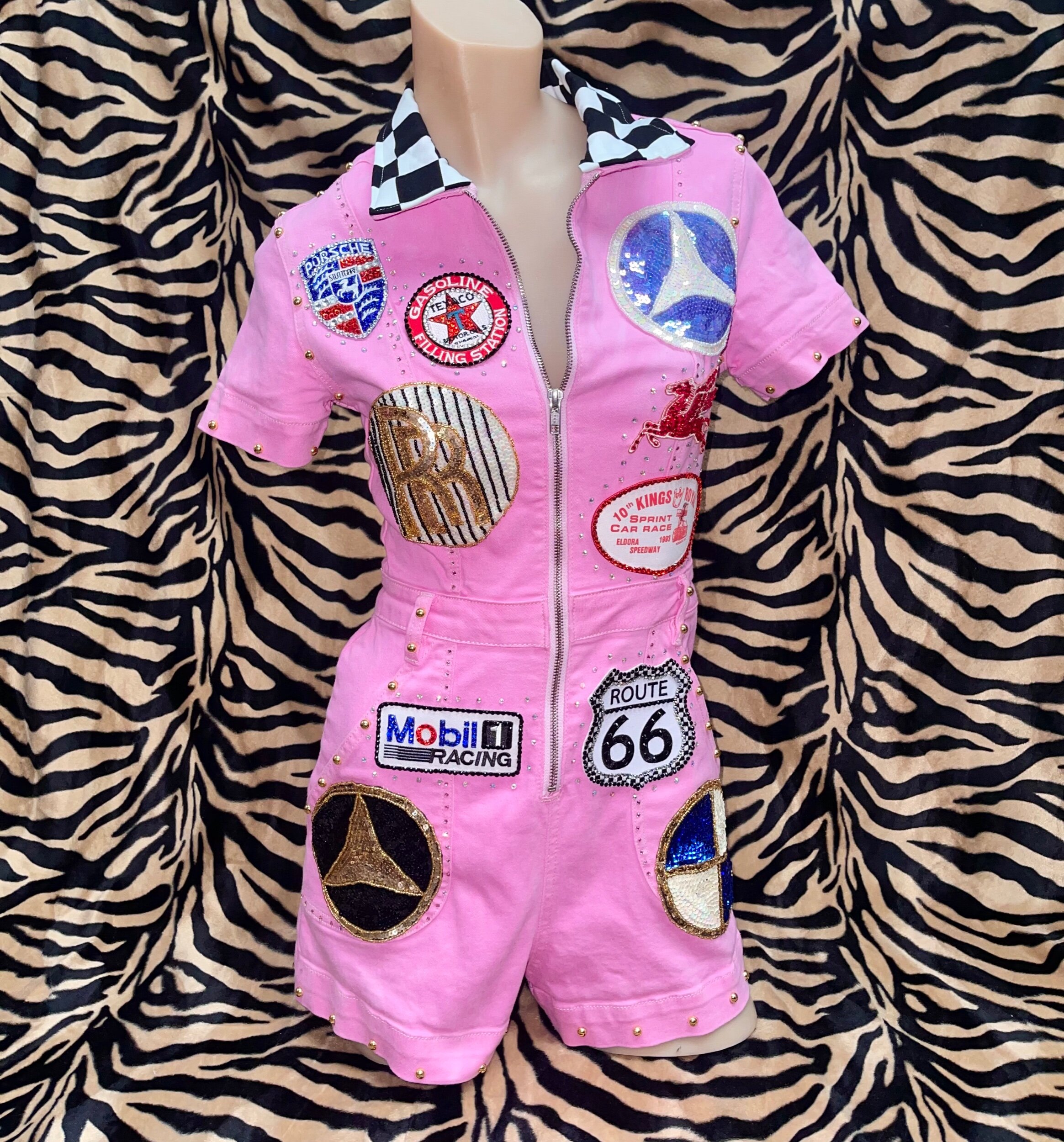 D64AB70A-FFCA-4C30-BE10-C6D86821DB5D