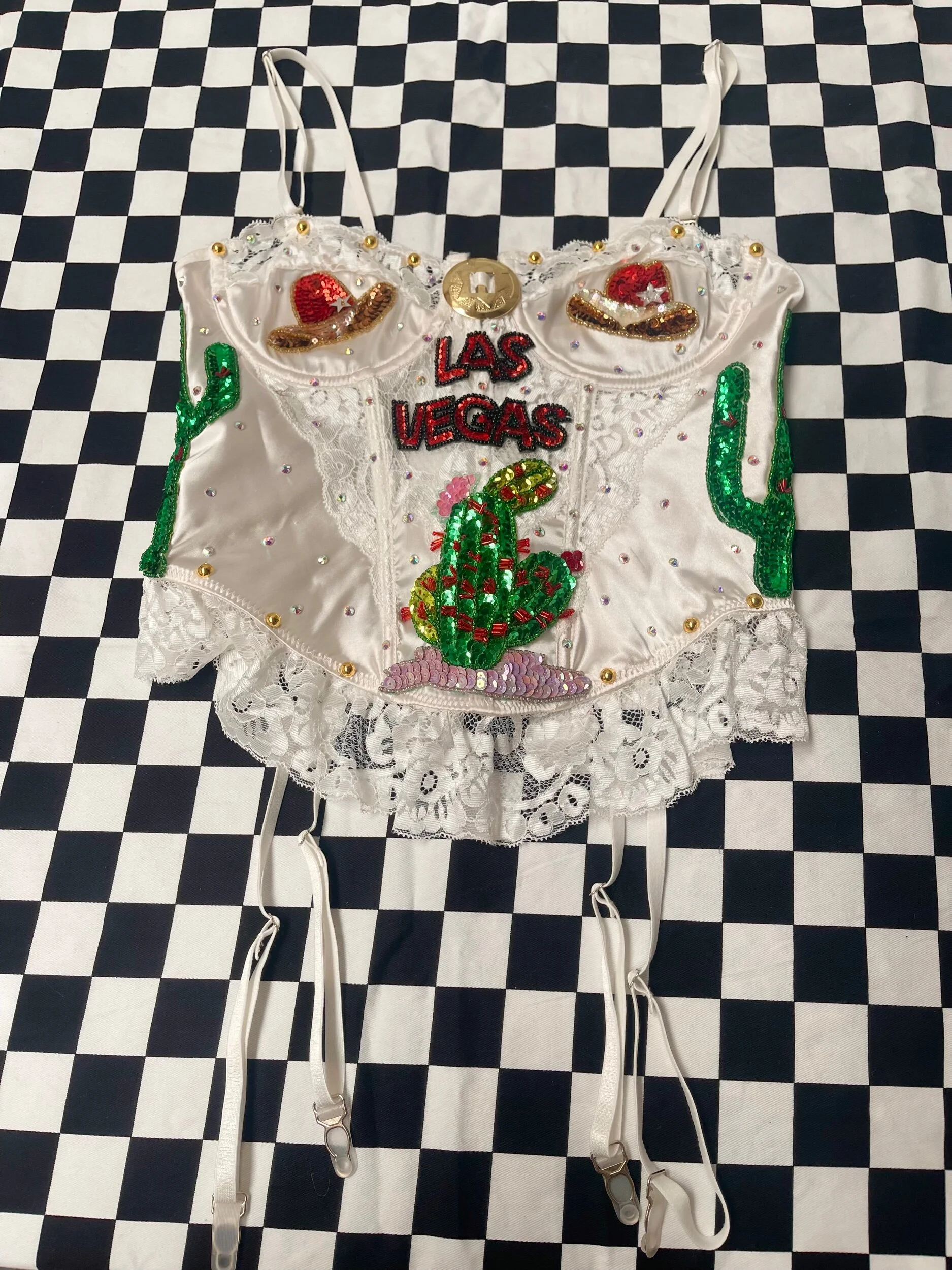 DE8B1C58-B9AF-4D89-8BBA-78AB8FB193A1