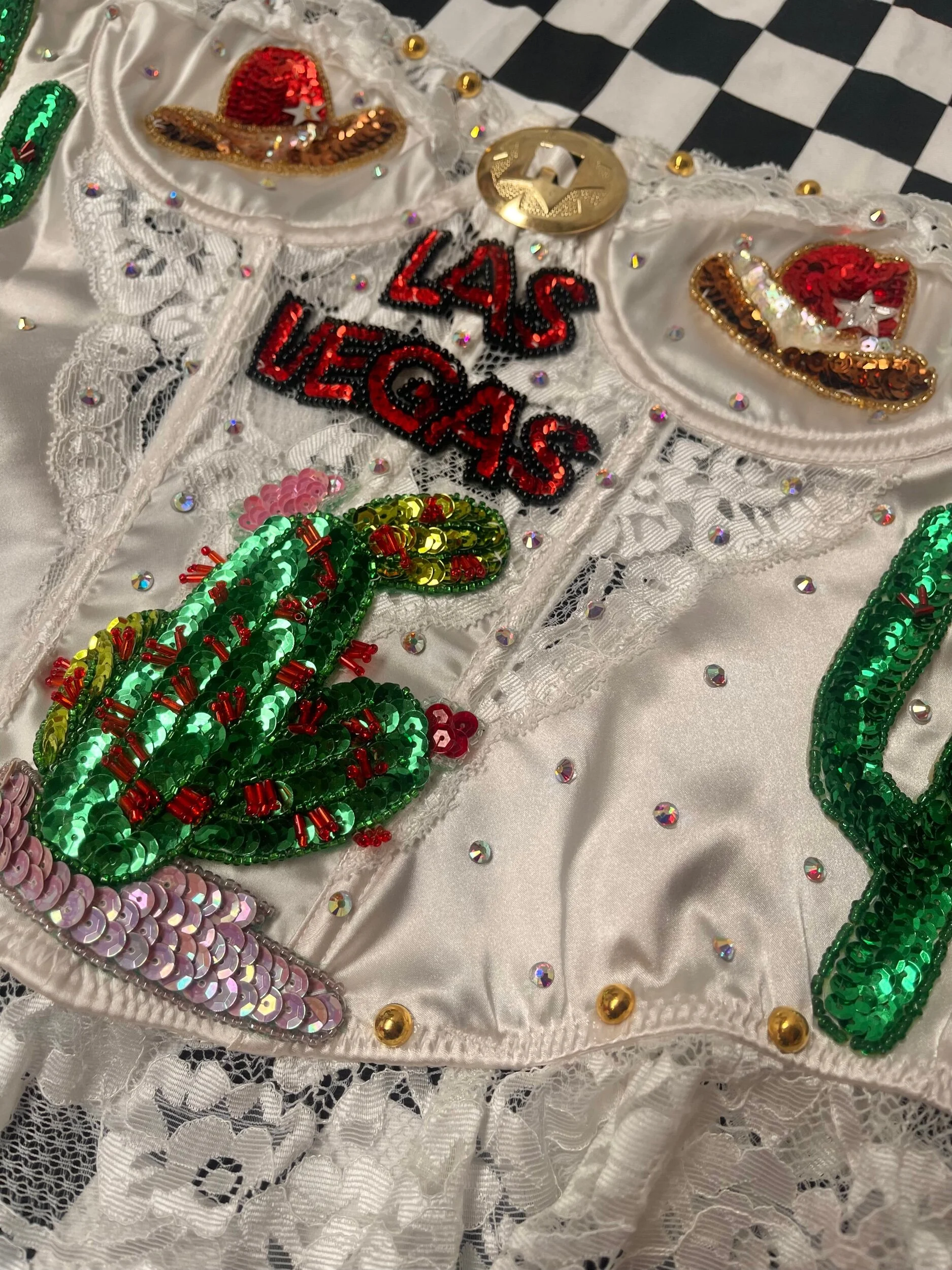 03CE7D30-EE73-48C0-A8F7-2DACF9F9E5CE