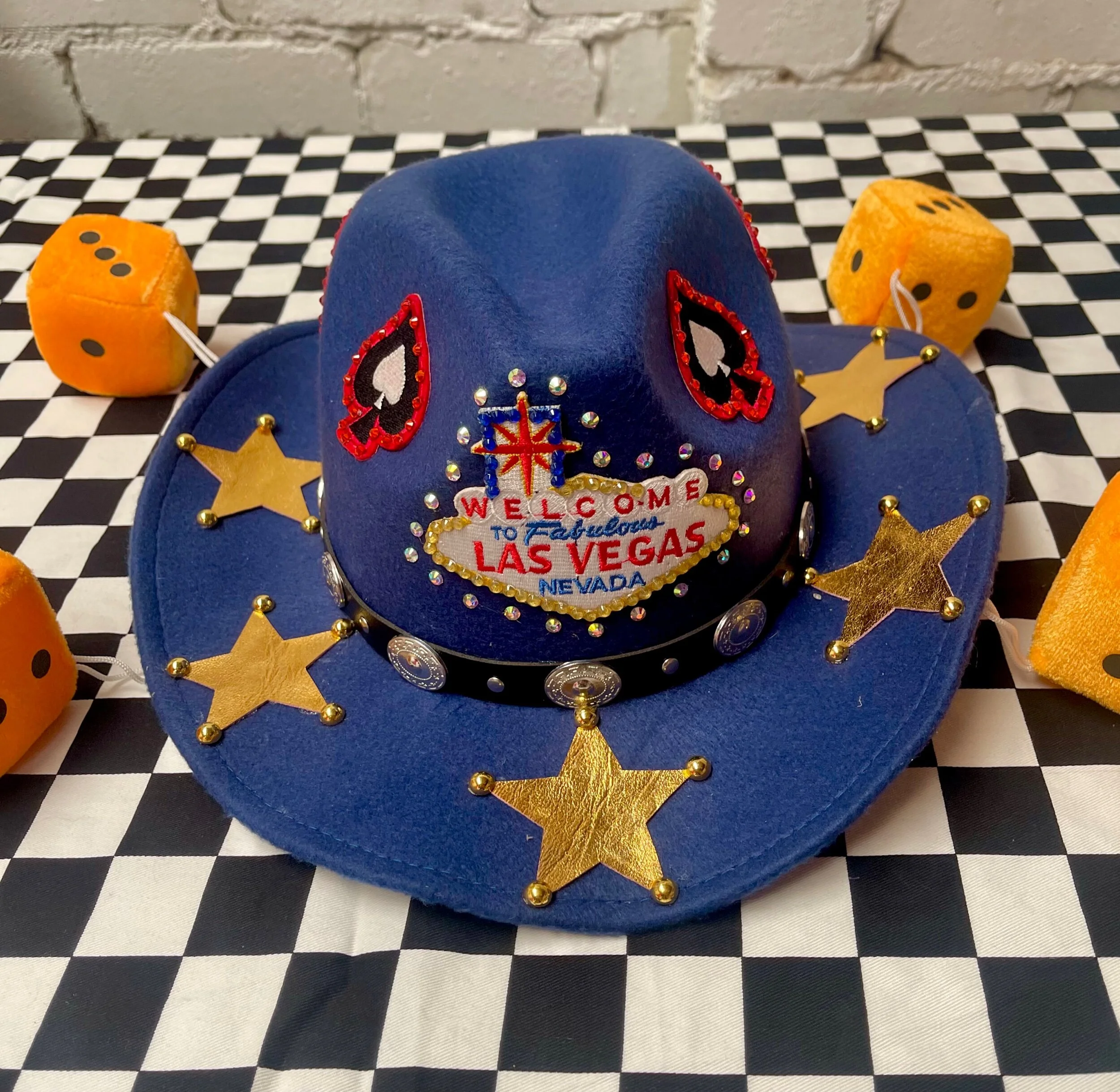 1E38C372-C6D0-438C-9265-B3CF5E3687C3