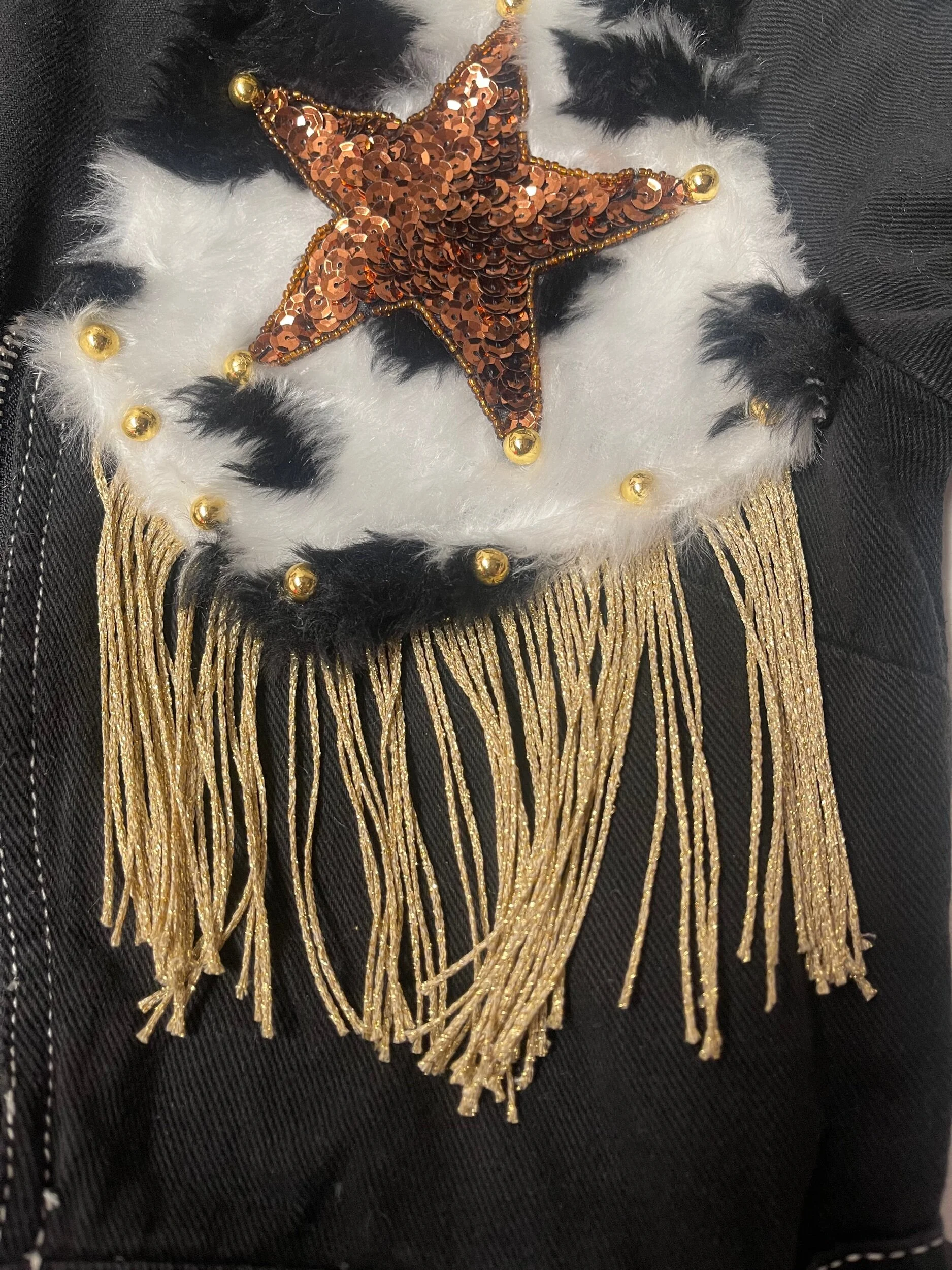 52A9315B-028D-4F04-A0D0-2B722D7BA7B4