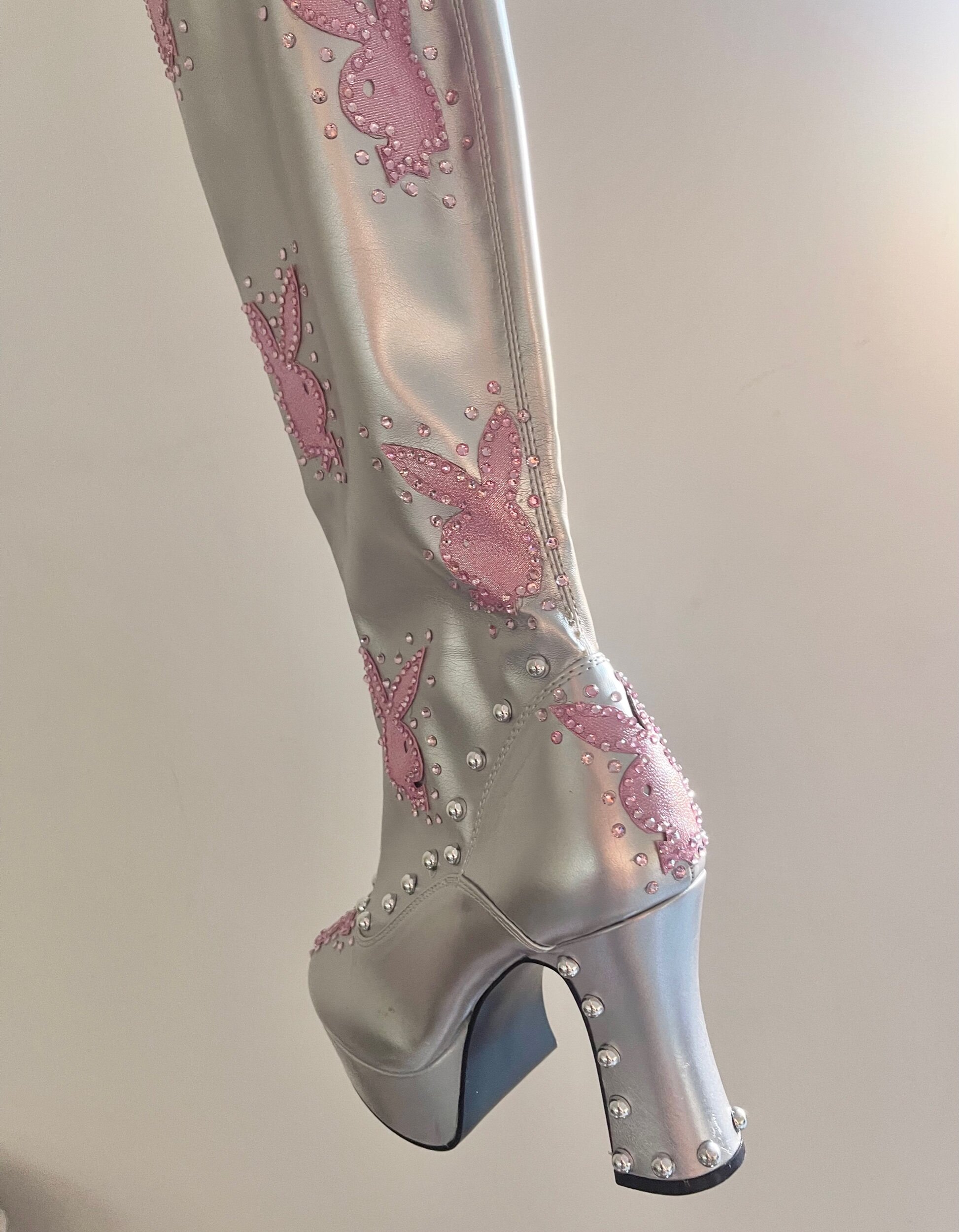 6EEBFC76-F3FD-4349-A32C-BB1134FB9608