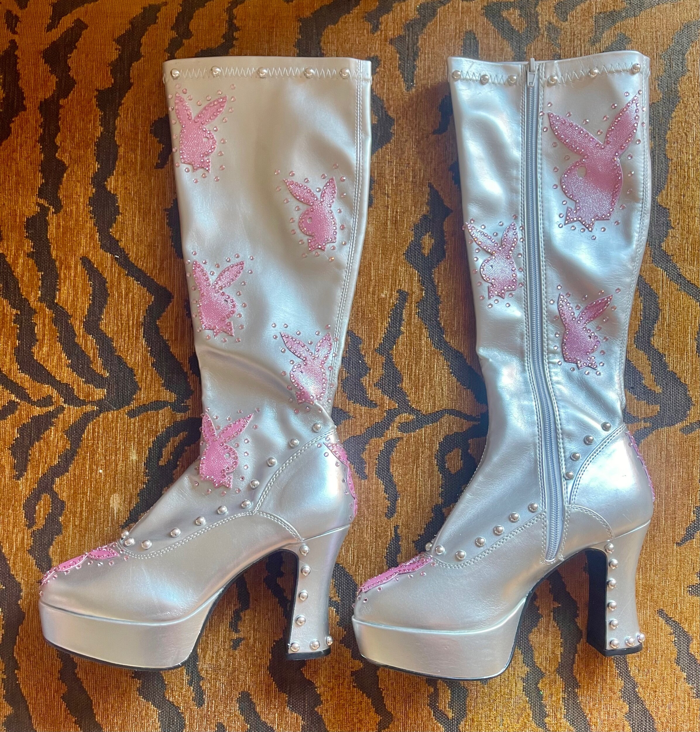 12664A1B-7BA4-4530-9F08-0EA978E0B341