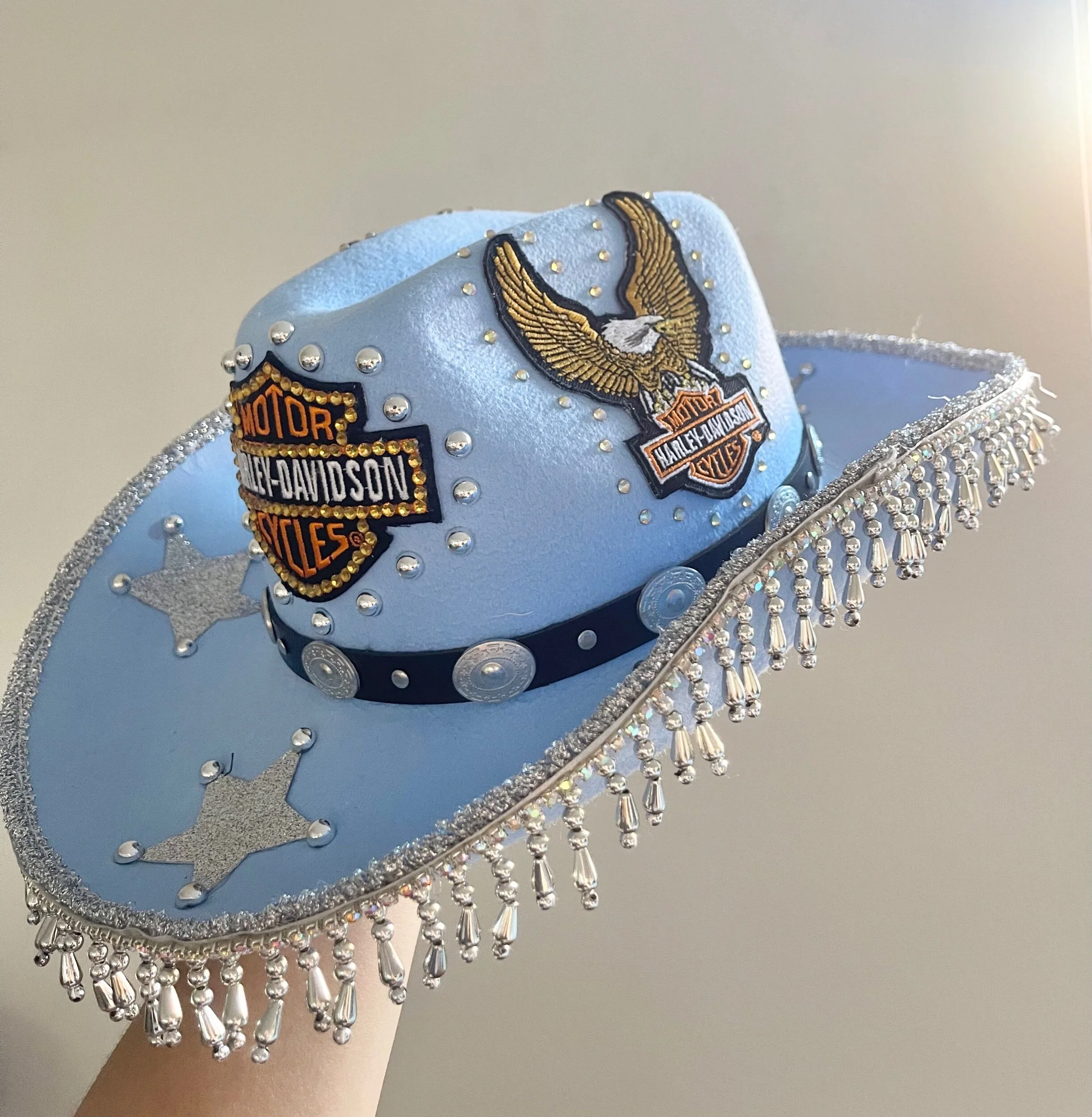 A8989E82-0DB9-4BD2-9655-B1E4D0922589