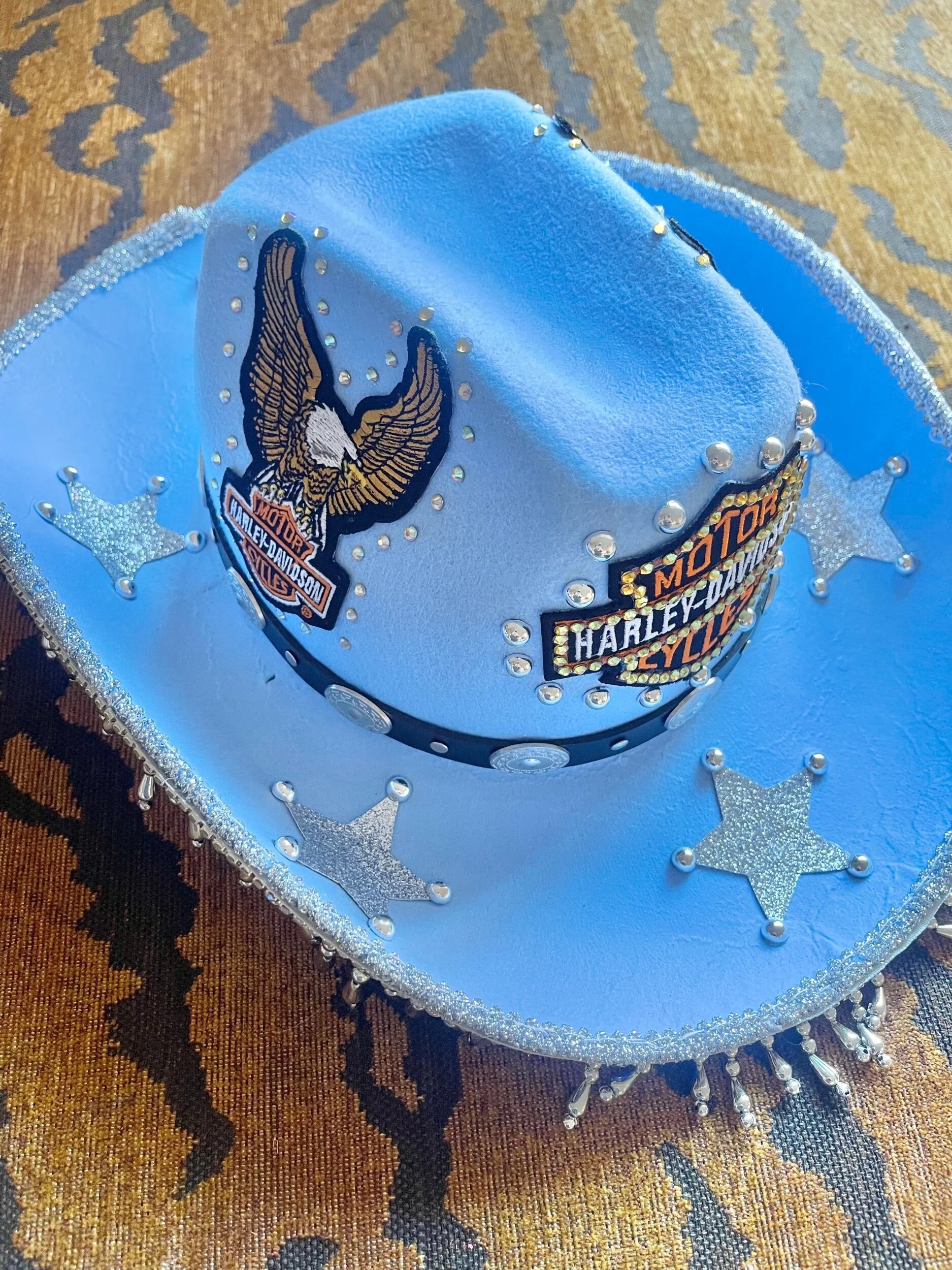 C22BA5F6-F787-4ED4-93D8-90FEE00A0542