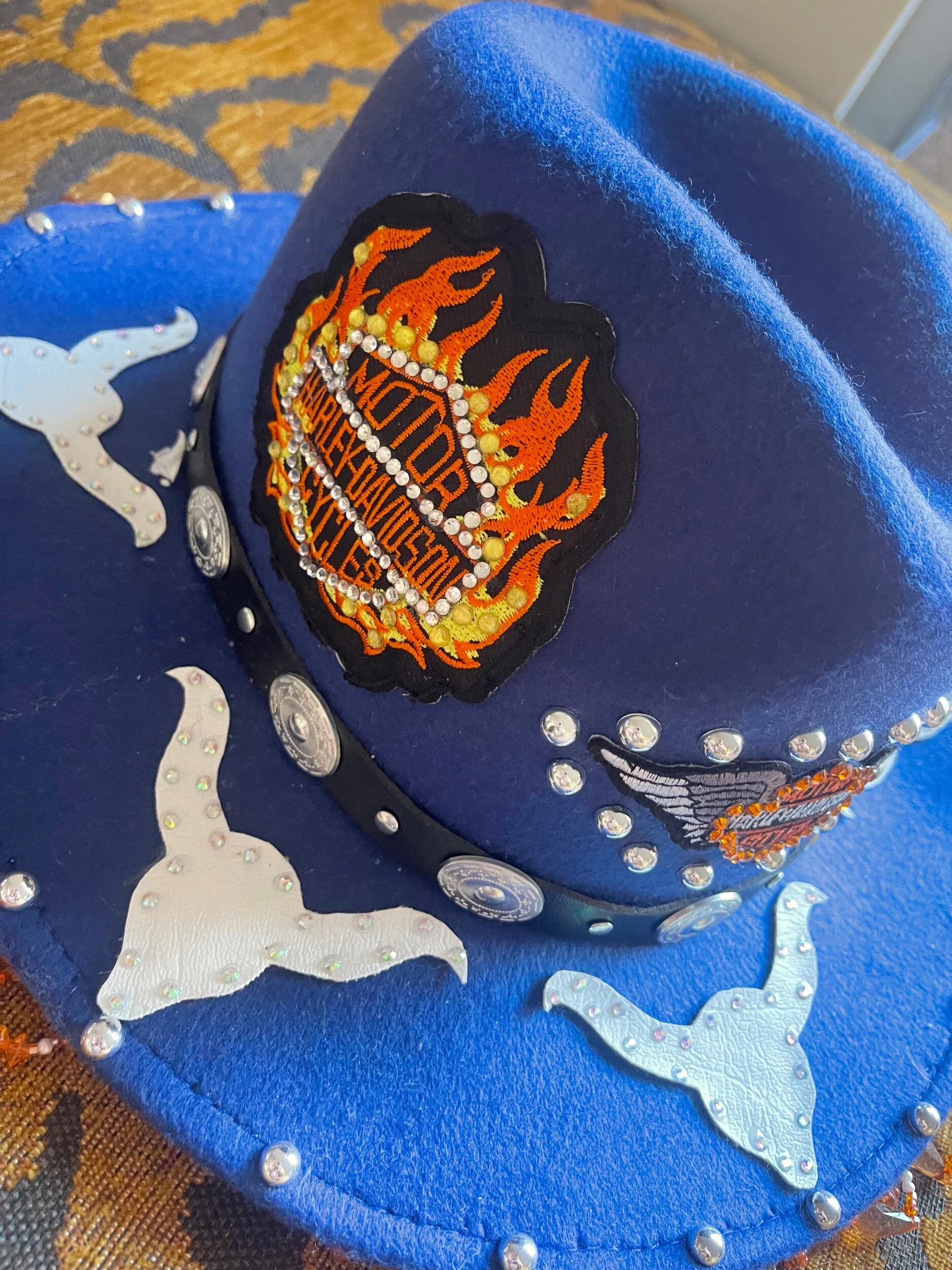 6A9EB3E4-869E-4D11-BF38-C9A7BEEEF866