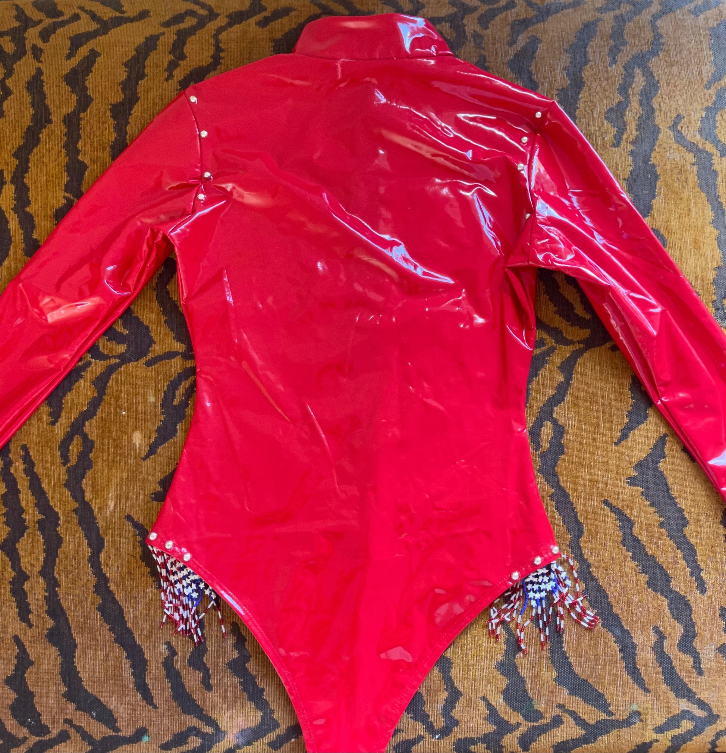 E2E9BAE8-C451-4B11-9A19-A42DAD10E444