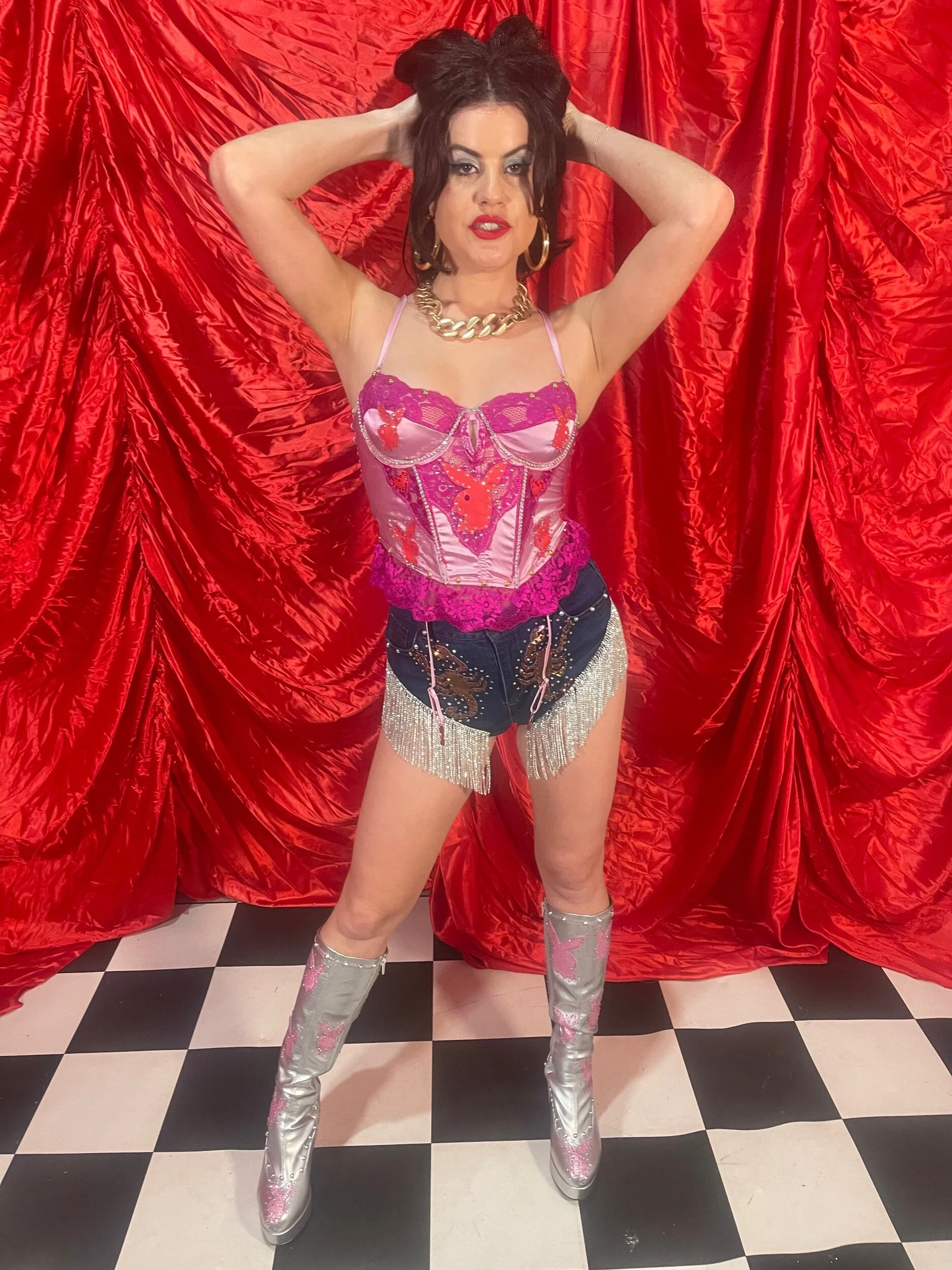 F8C94938-6C04-4DFD-87C3-A7DF4F83EA12