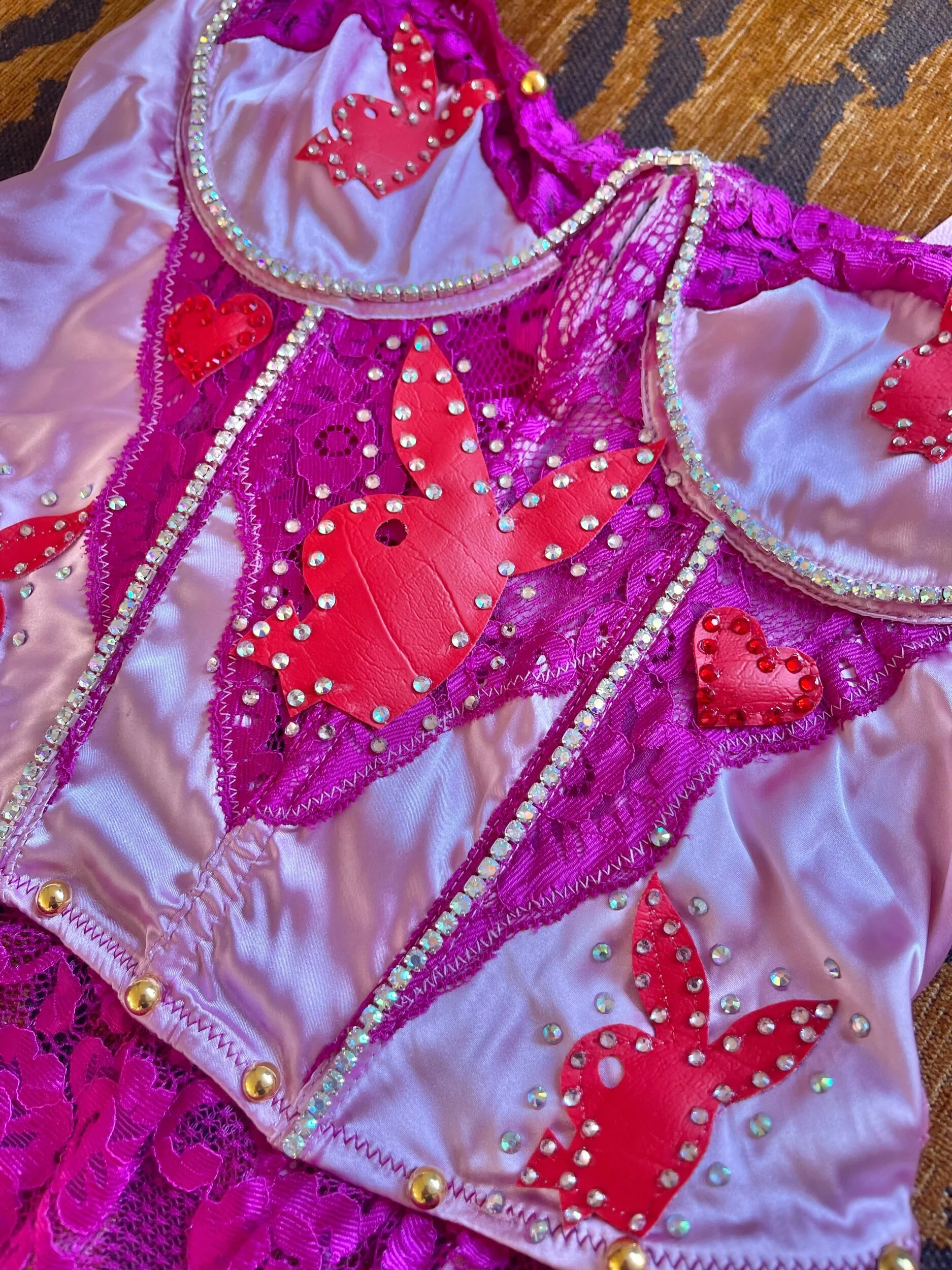 F8DE73D8-BC67-49E3-93F8-45FBEC86C504