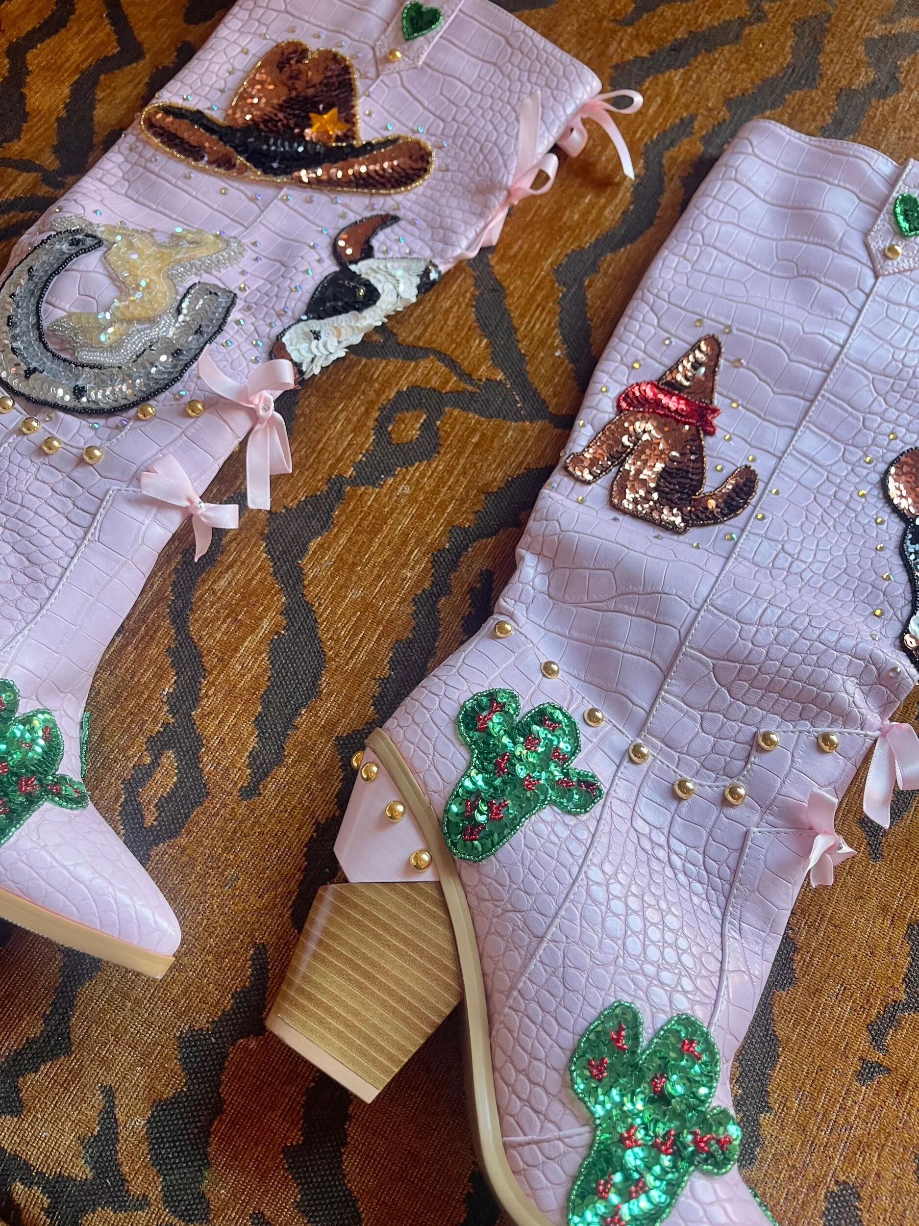 17F2D6B5-F4DA-4668-9888-74F27B3FCE23