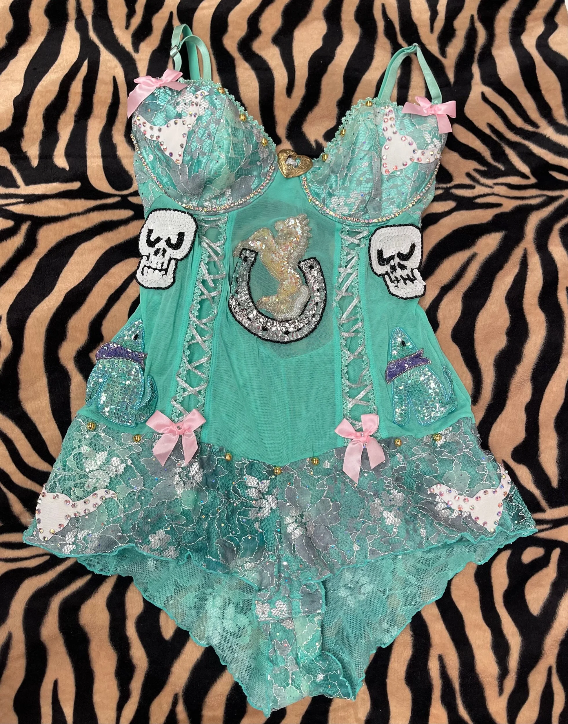 F1672859-F537-498A-B75B-DEED8C4897ED