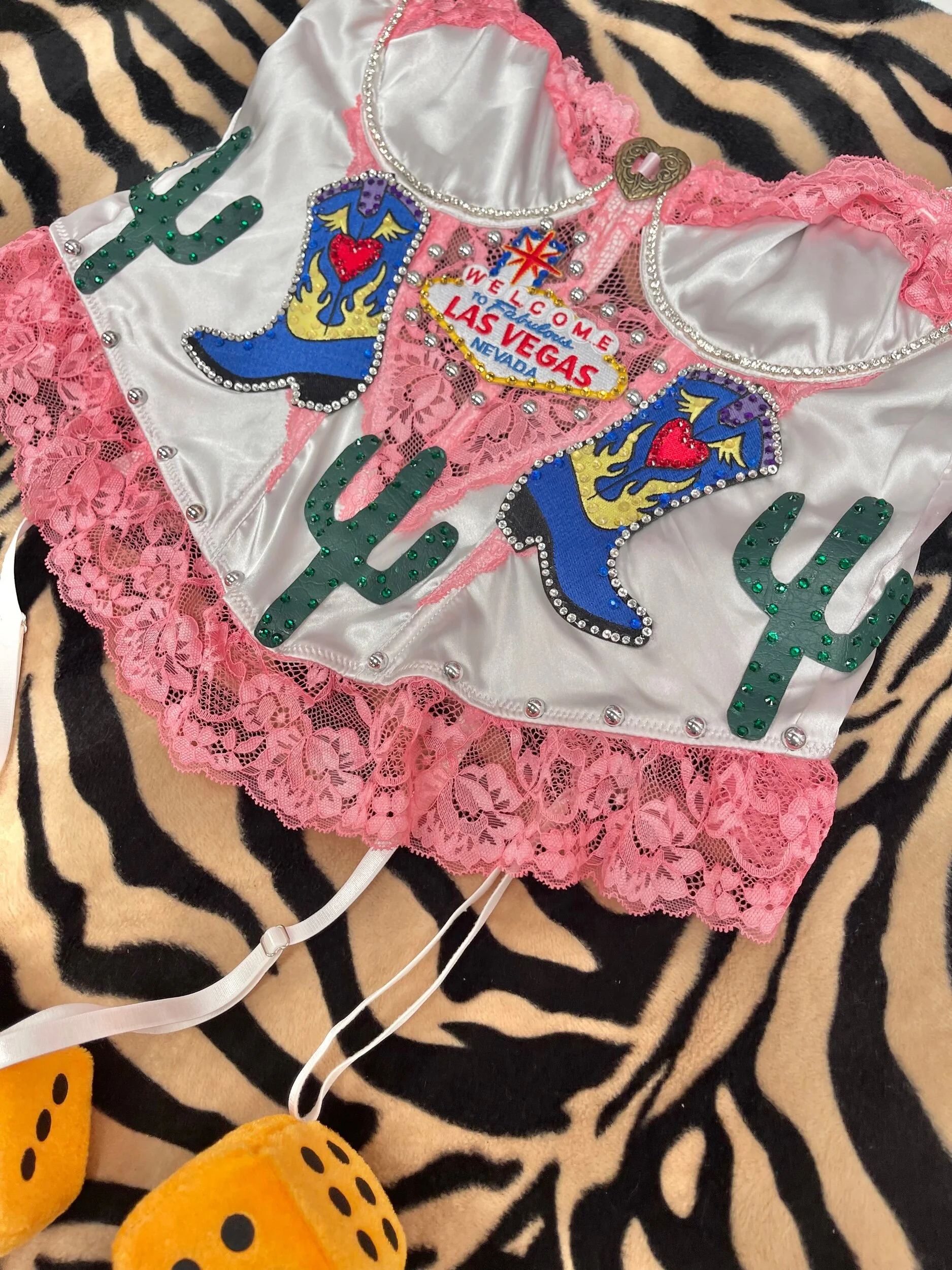 1694059B-1AB2-40EC-B9F0-BEAD961C4A7C