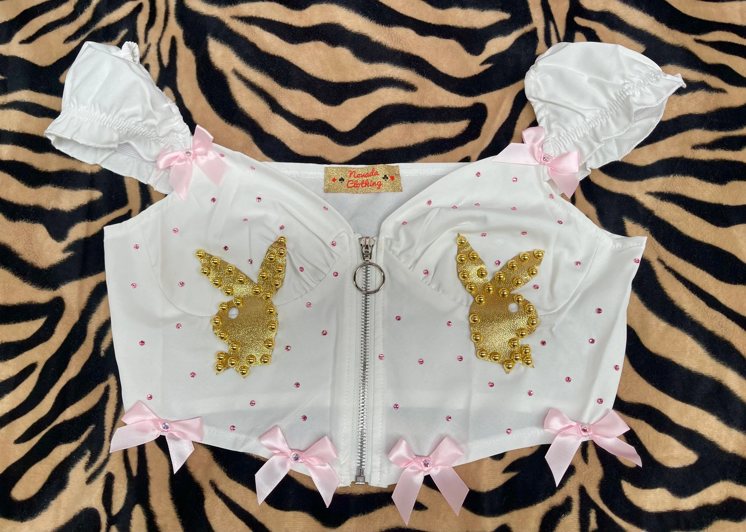 9D8FFFE3-600B-4AC7-B49E-501F1E41EA4B