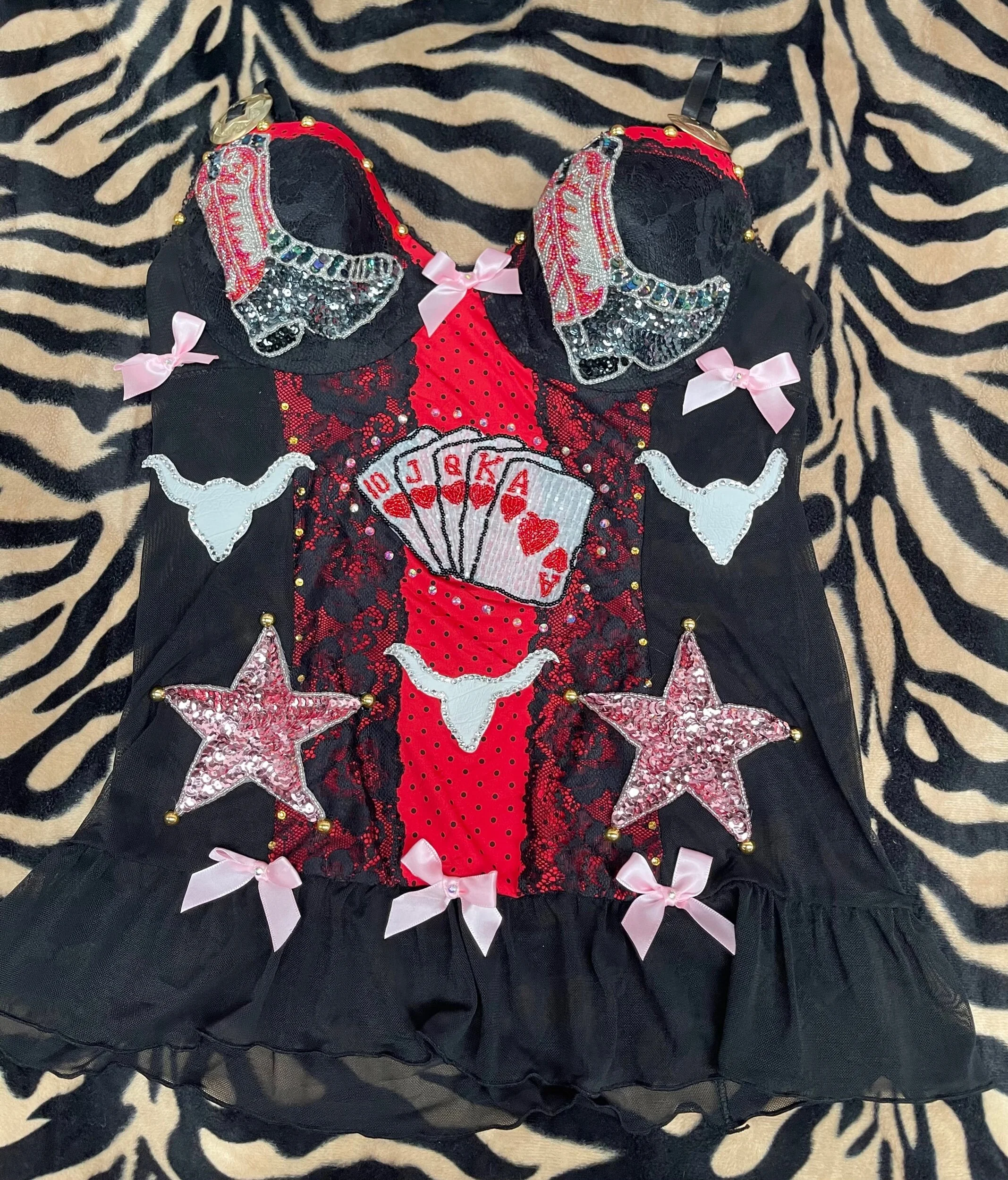 7D951C63-7A31-46C2-BE6C-1B7C4D7BB01E