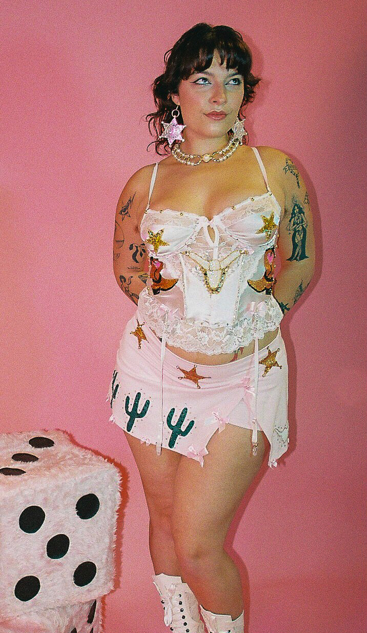 E2076EDD-6ED4-4635-BFBE-EDDDACC0EA4F