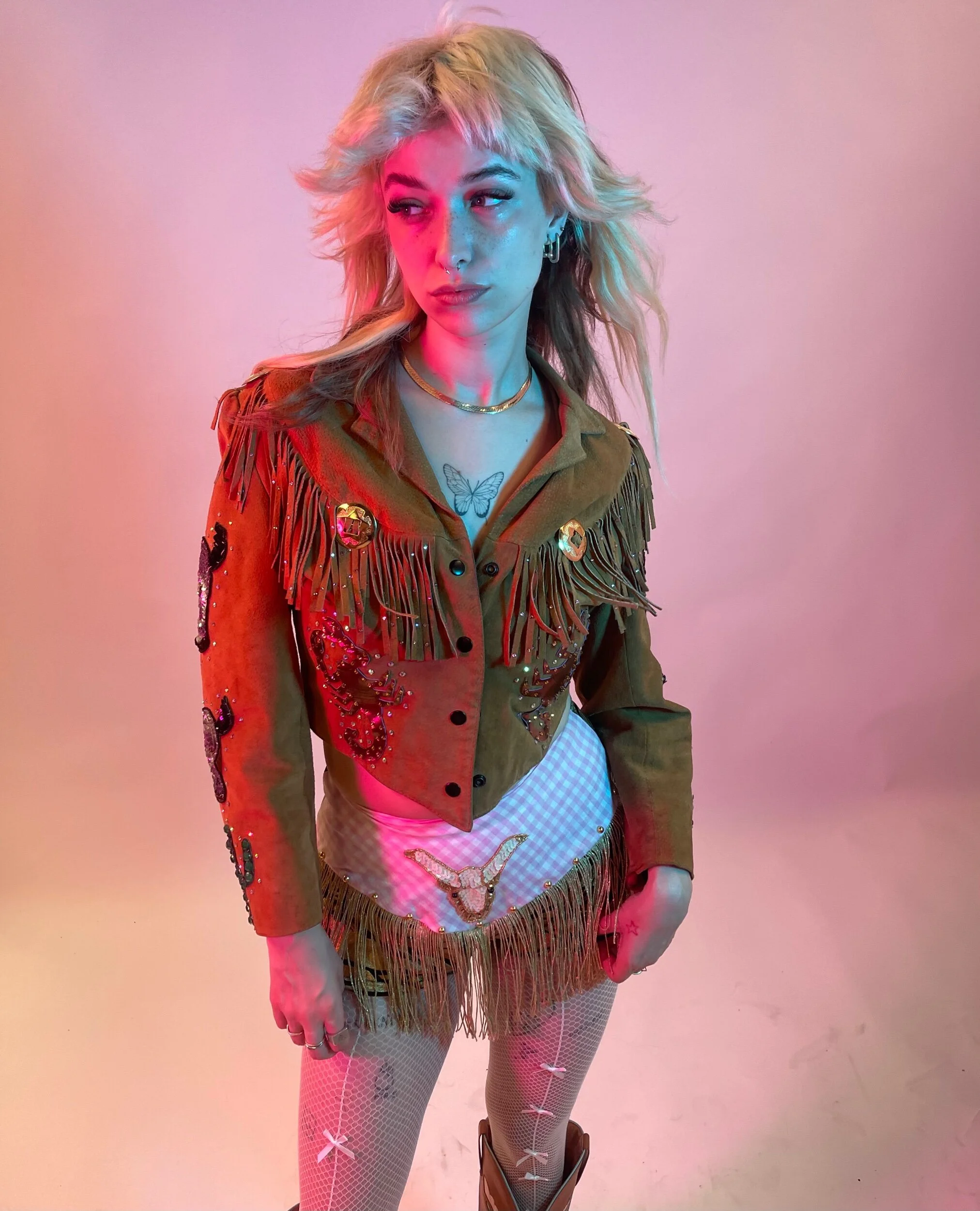 4D3C81FF-32B0-4BC1-8875-183932061F02