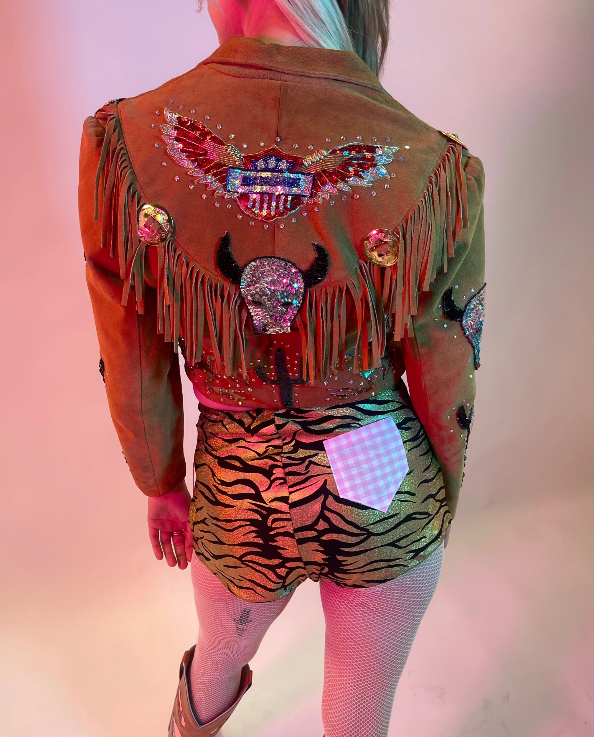 F412EC6B-A399-4233-BD74-23F94E2EF977