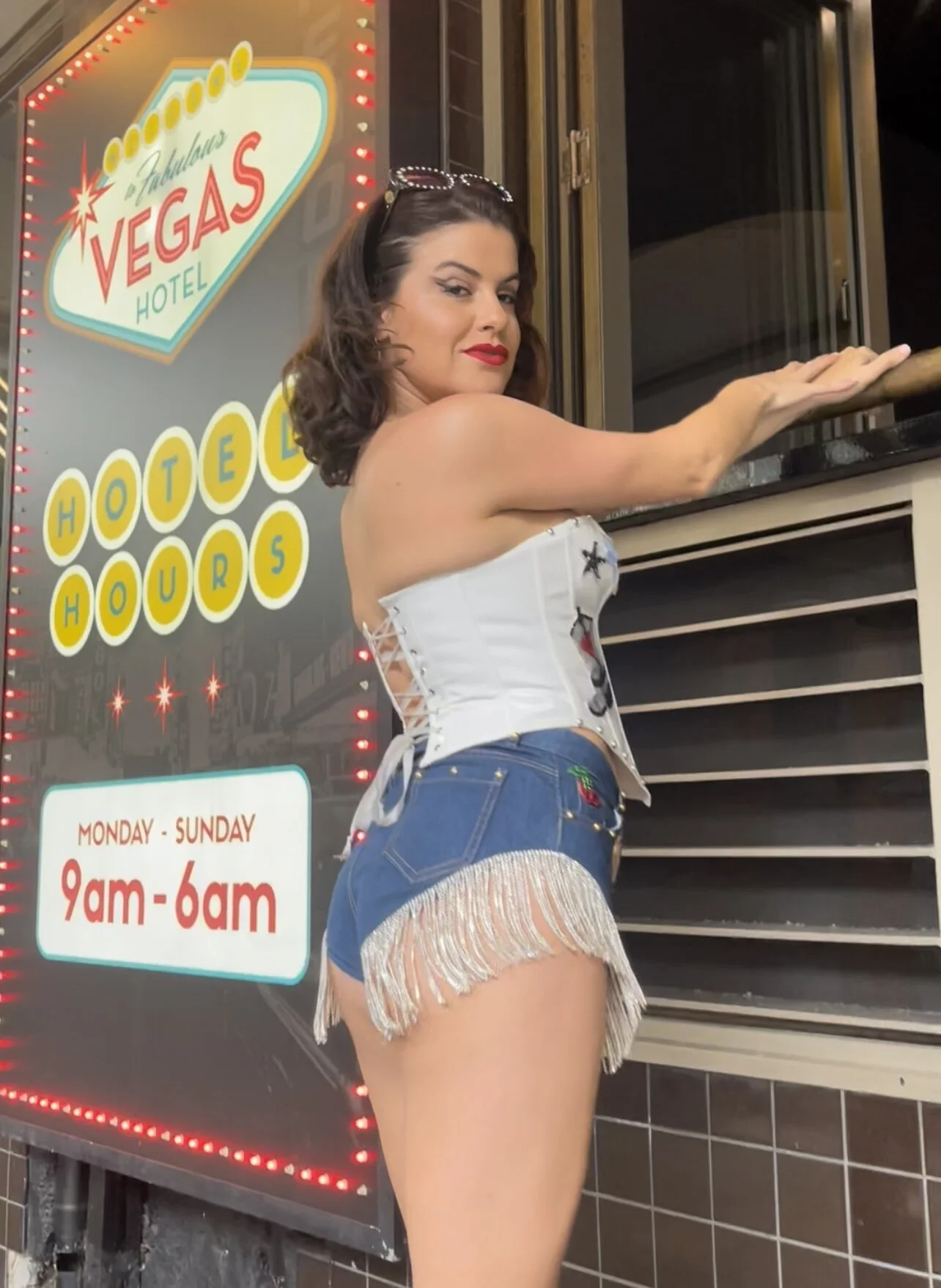 71AADDA1-F4B2-4420-B53F-83BDDA921095